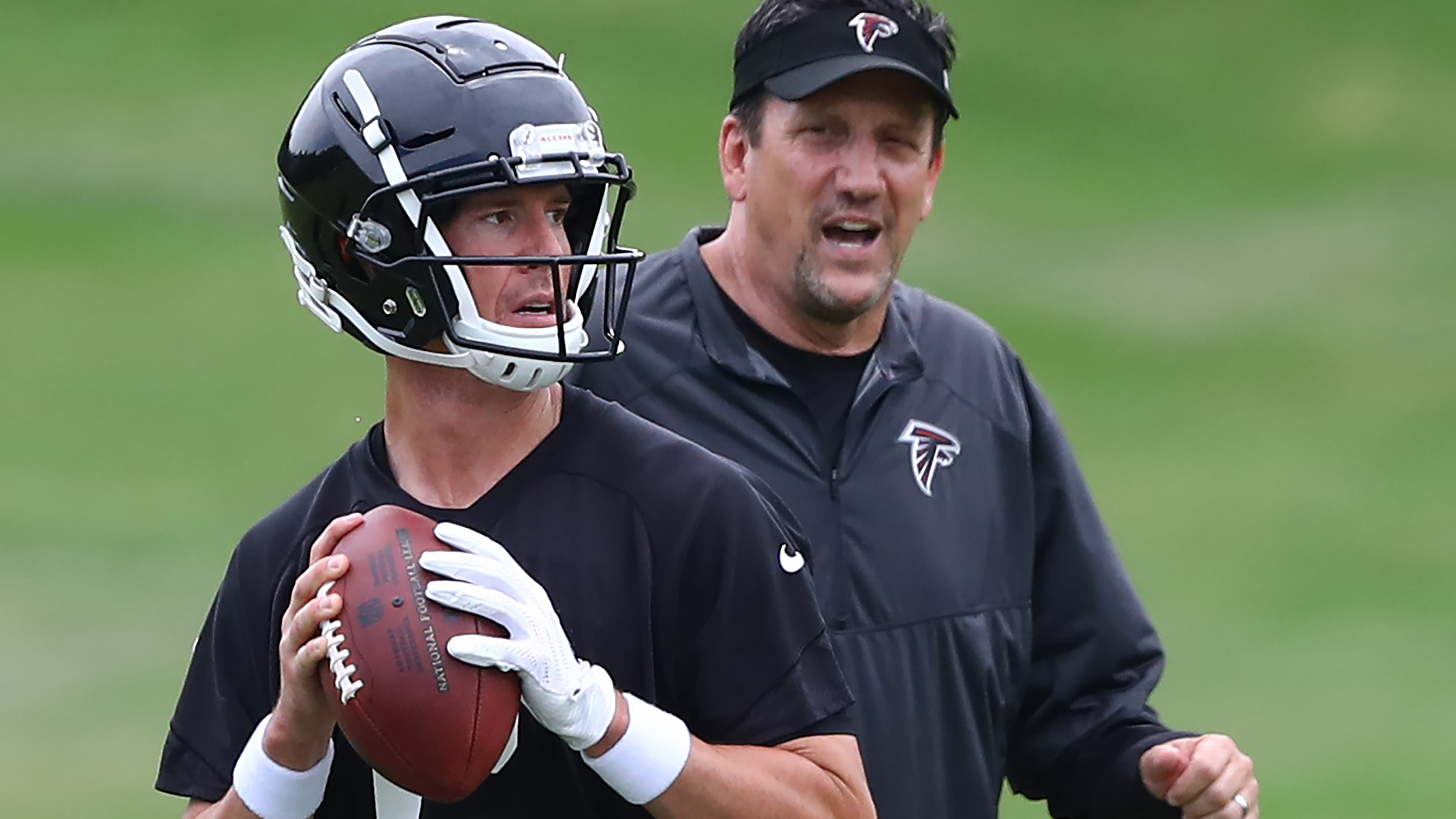 Michael Vick was crushed when Falcons drafted Matt Ryan, now calls him  'family'