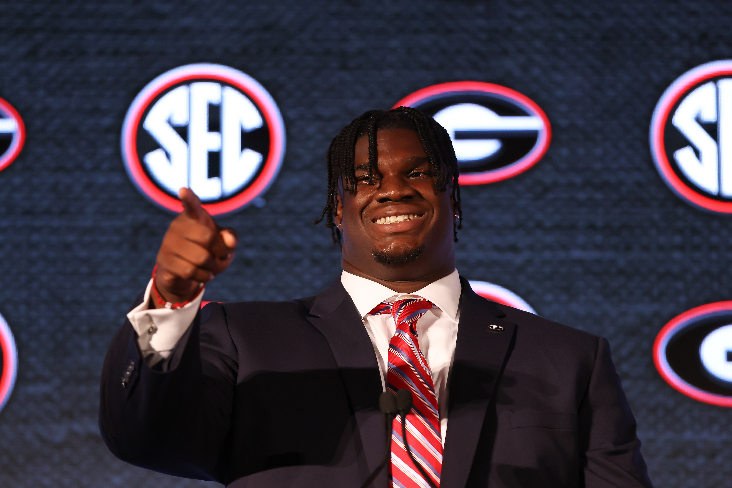 JT Daniels, Jordan Davis to represent UGA at SEC Media Days