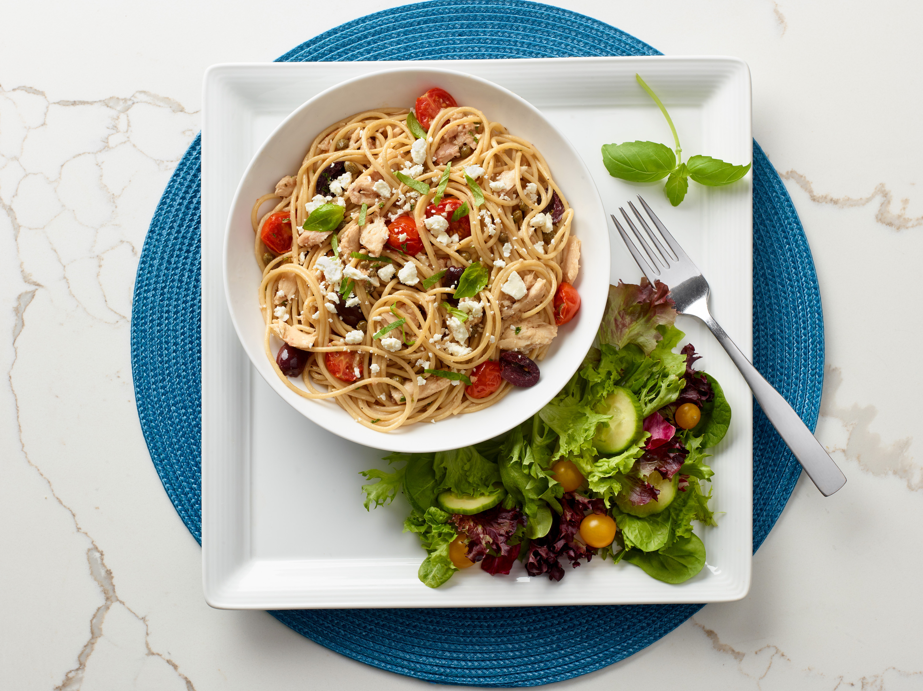 Give everyone an e-cookbook filled with pescatarian dishes. Best of all, the cookbook is free.
Courtesy of The National Fisheries Institute’s Dish on Fish
