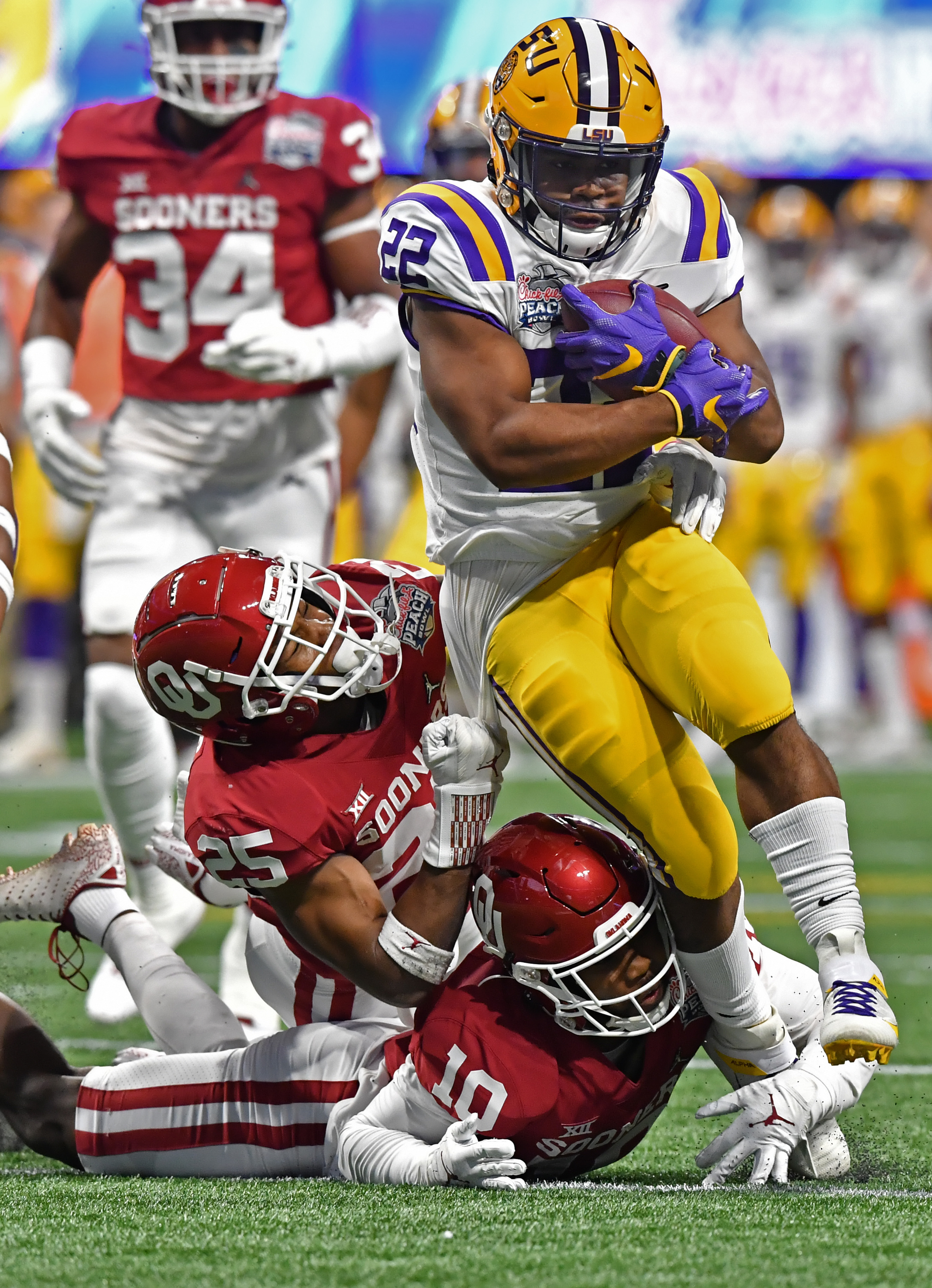 Joe Burrow sets record as LSU trounces Oklahoma in CFP semi