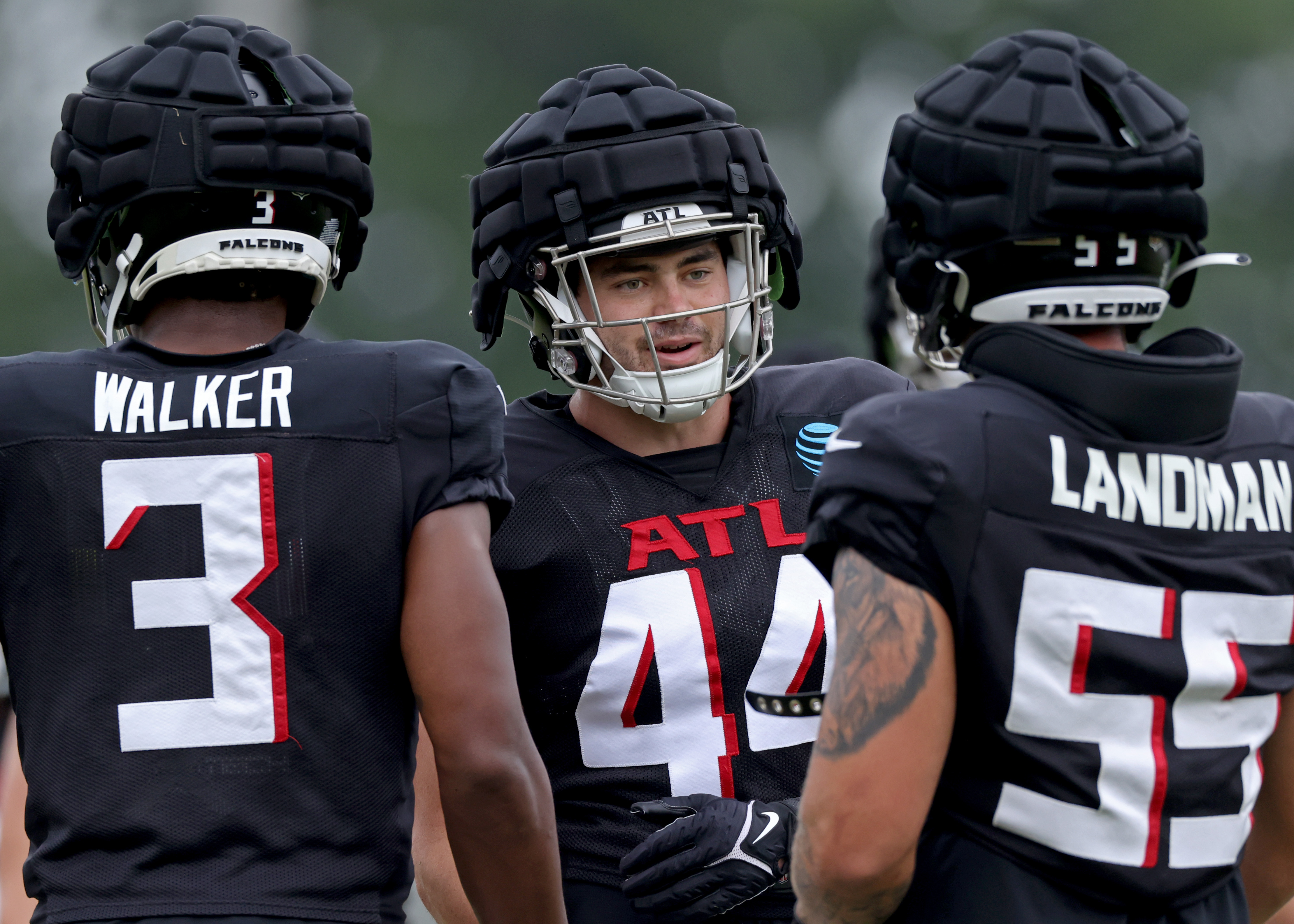Troy Andersen blends in on Falcons' defense
