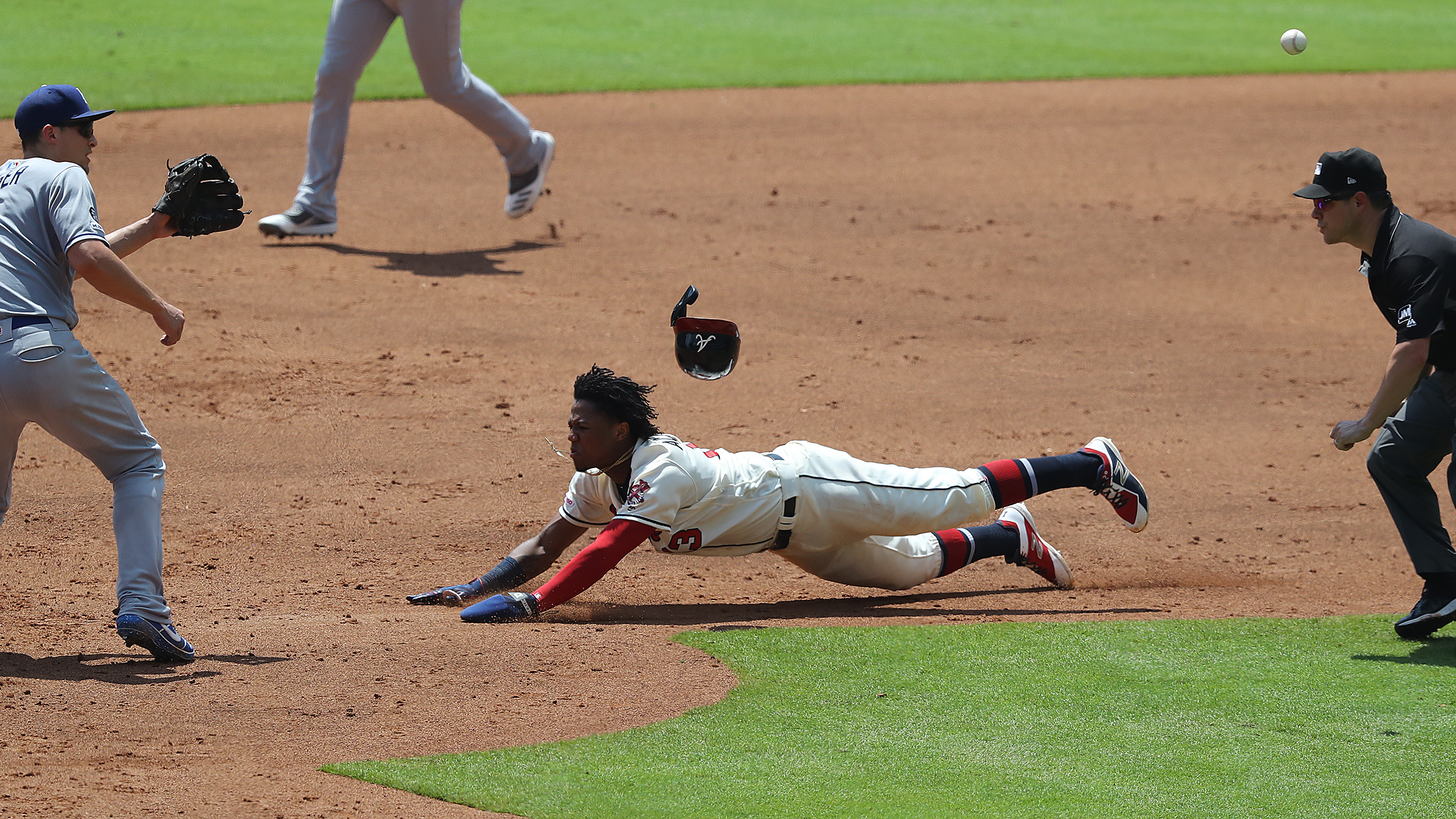 Braves' Ronald Acuña Jr. receives bold World Series message from Brian  Snitker after clinching NL East