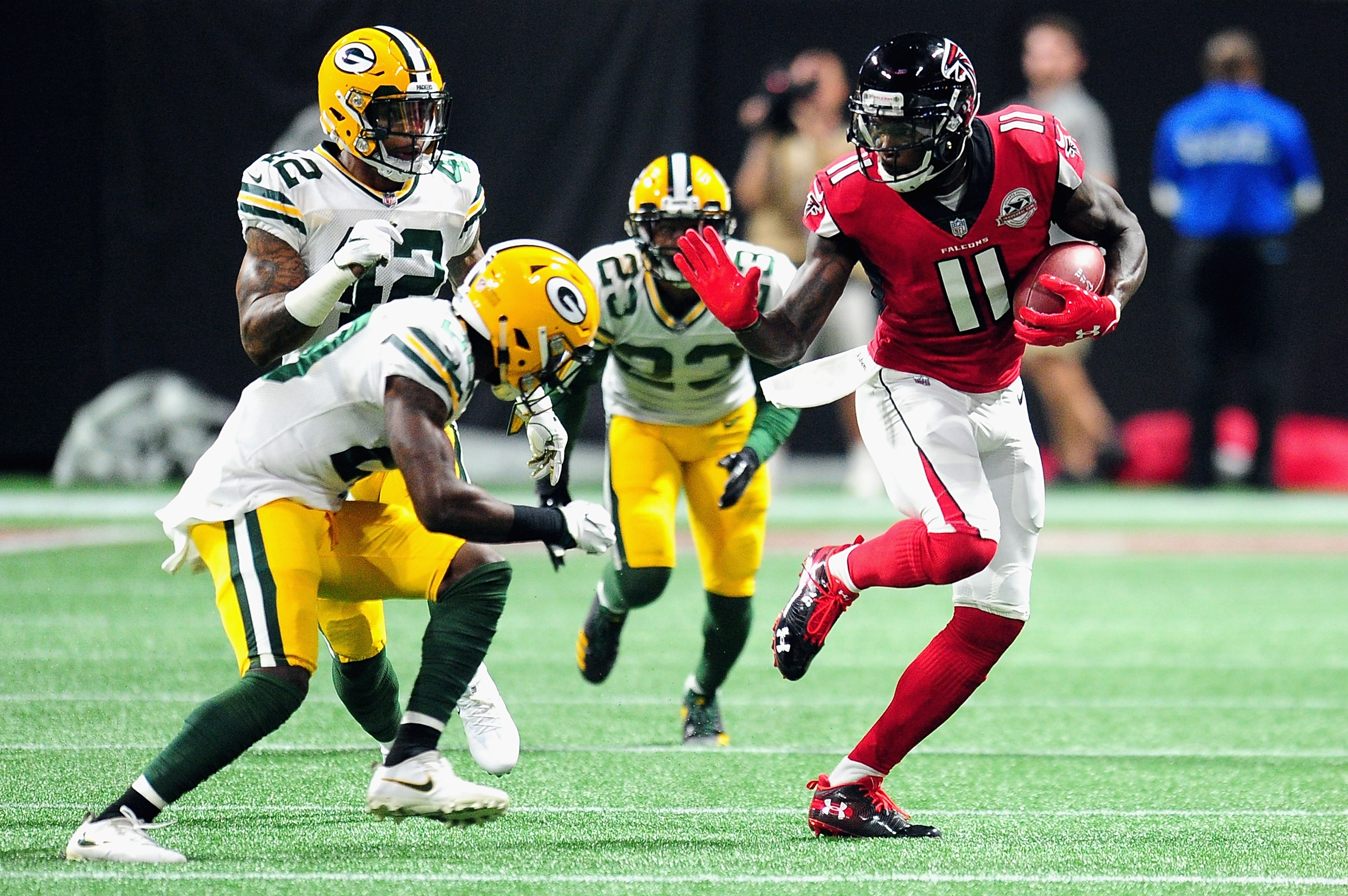 Julio Jones, Matt Ryan land Top 20 spots on Dick's Sporting Goods