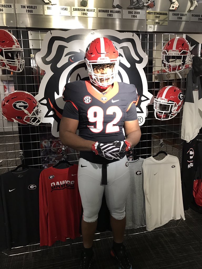 Larrell Murchison Visits Georgia Bulldogs – BladenOnline