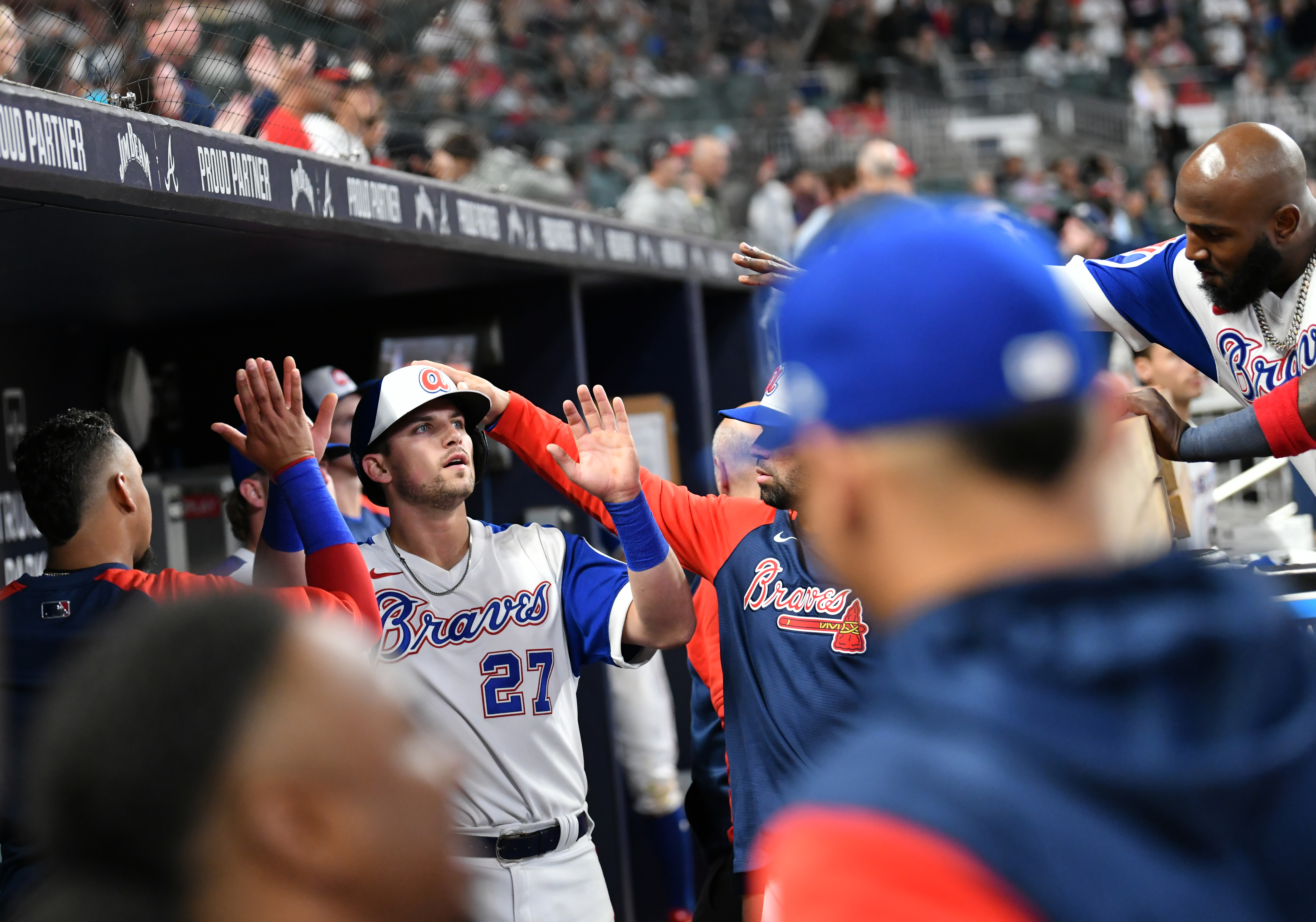 Braves edge Brewers, Ronald Acuña earns praise from LeBron James