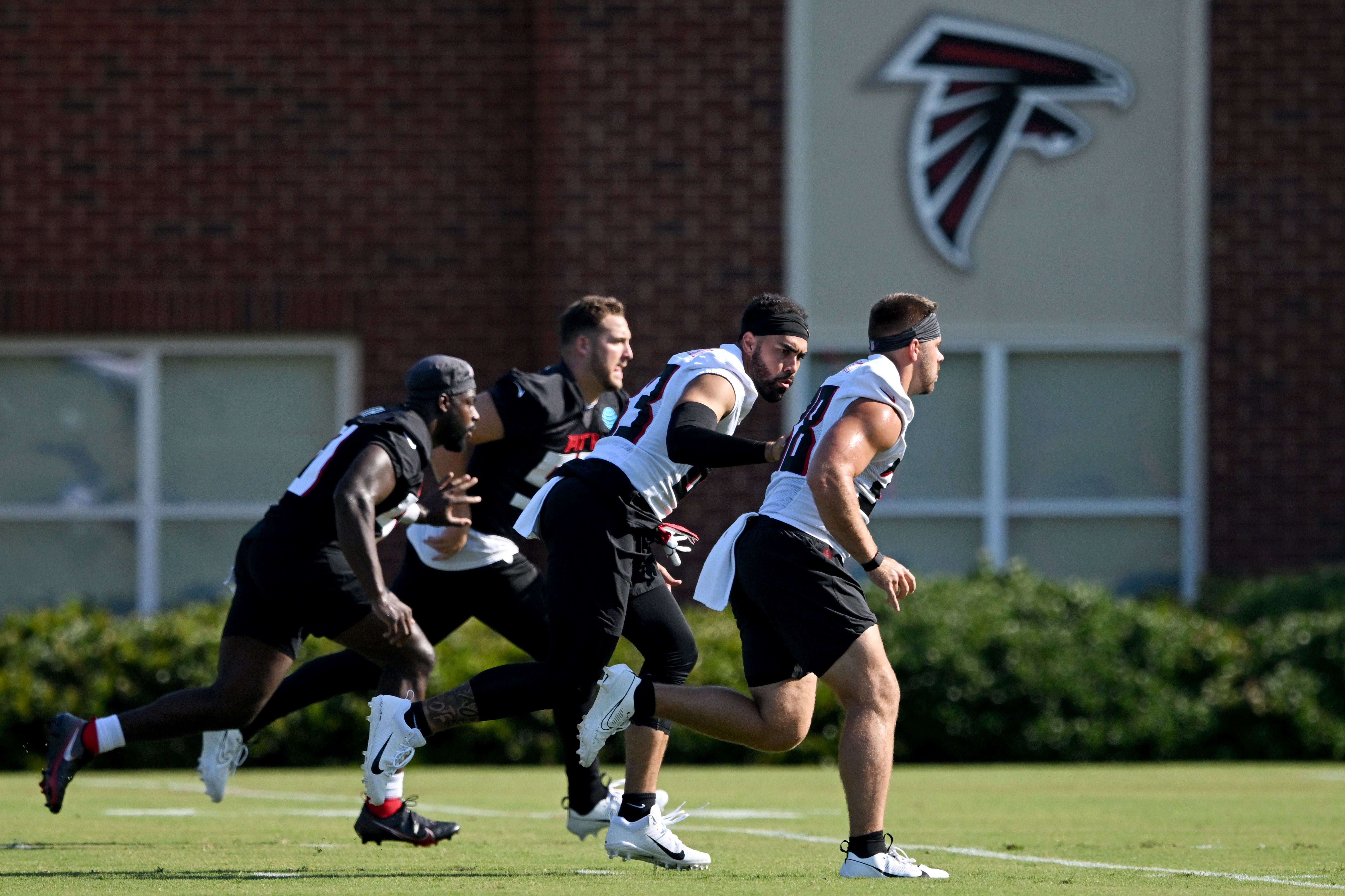 5 storylines to follow as Falcons open training camp