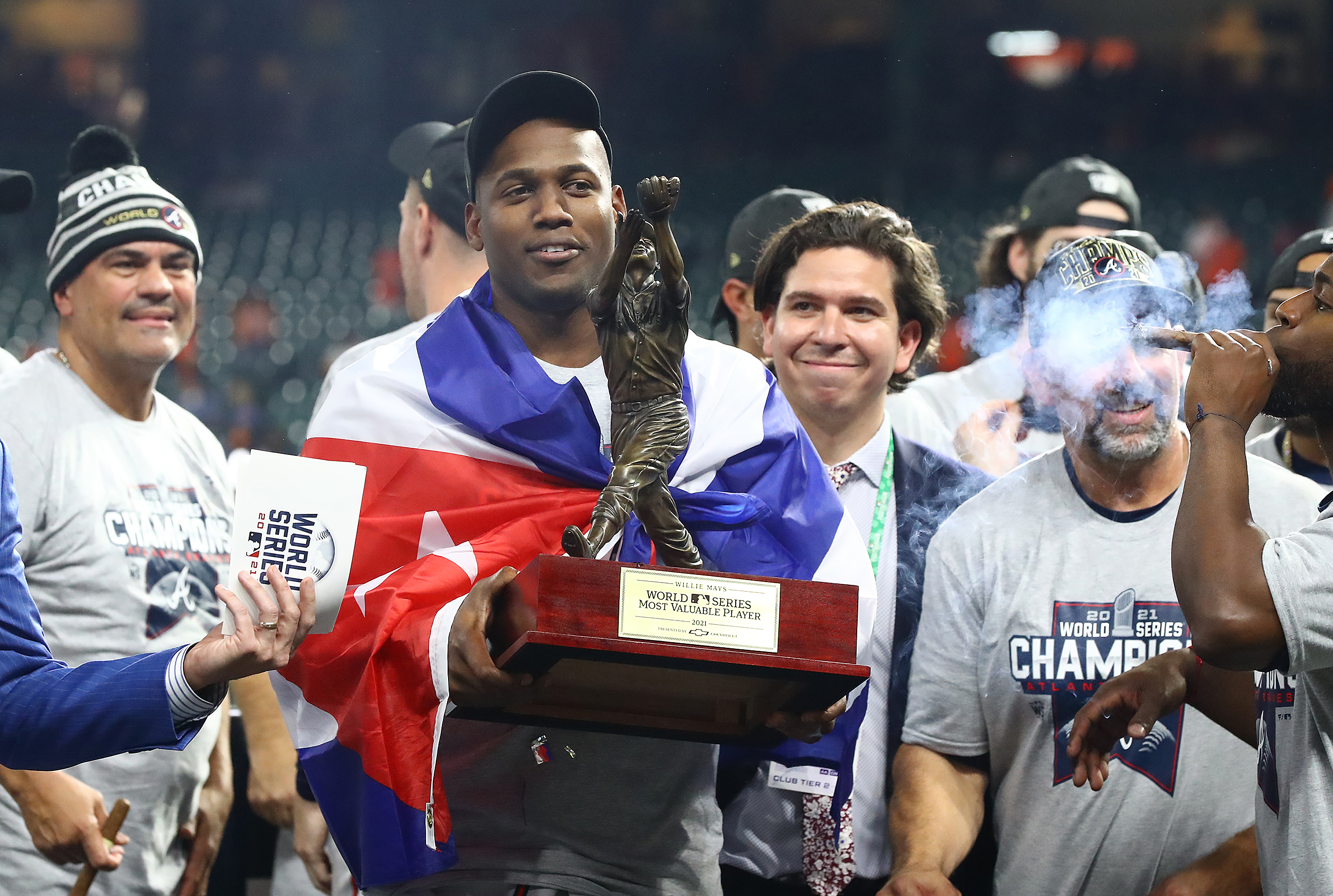 Atlanta Braves honor World Series MVP Jorge Soler, now with