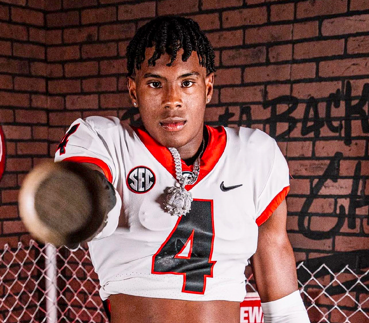 Georgia football recruiting: Five-star LB Justin Williams commits as  Bulldogs eye historic 2024 class 