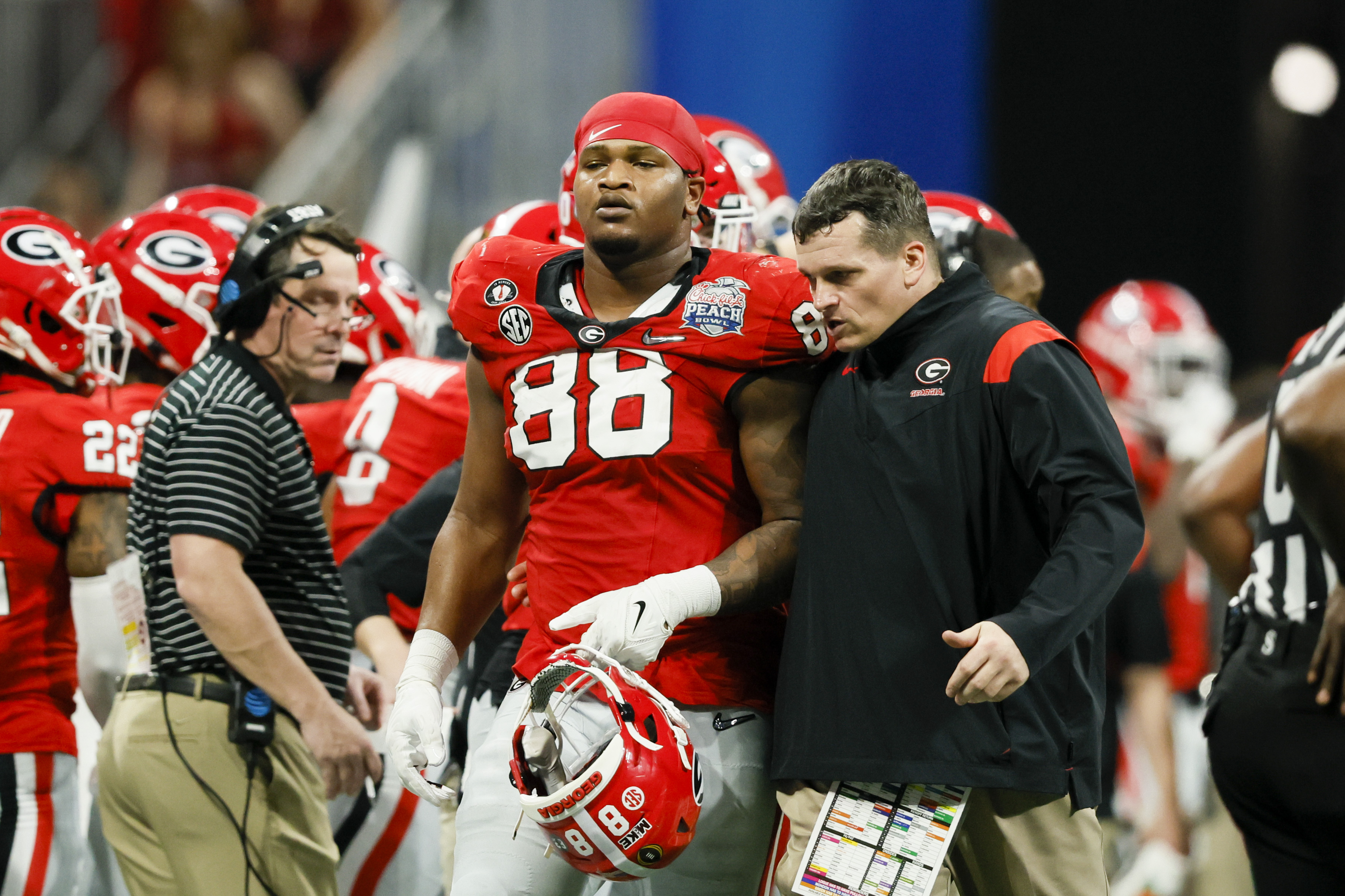 Georgia Bulldogs star defensive tackle Jalen Carter out 'a week or two'  with knee injury - ESPN