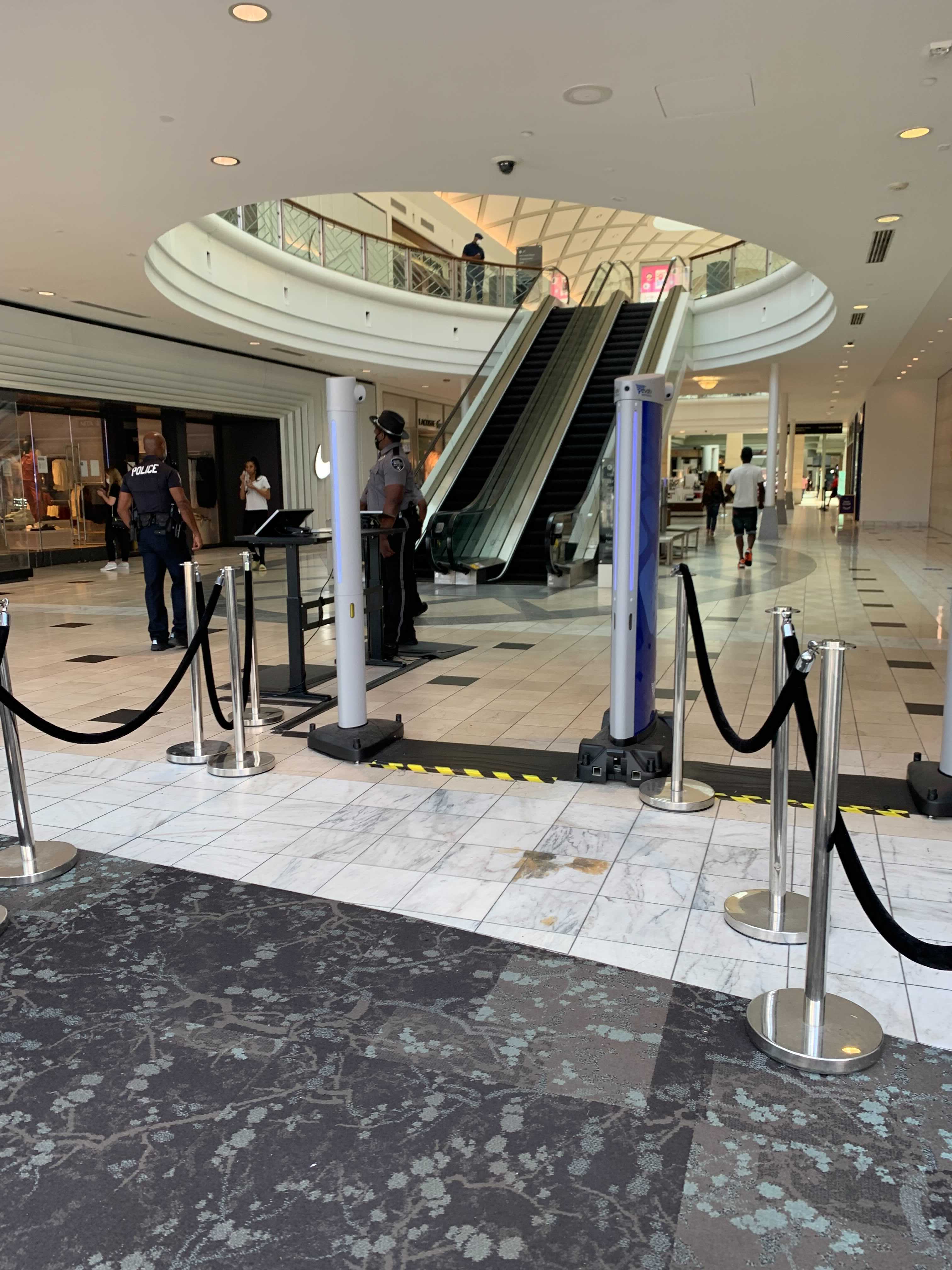 Atlanta's Lenox Square Mall Looks Like It's Being Braced For The Purge -  Narcity