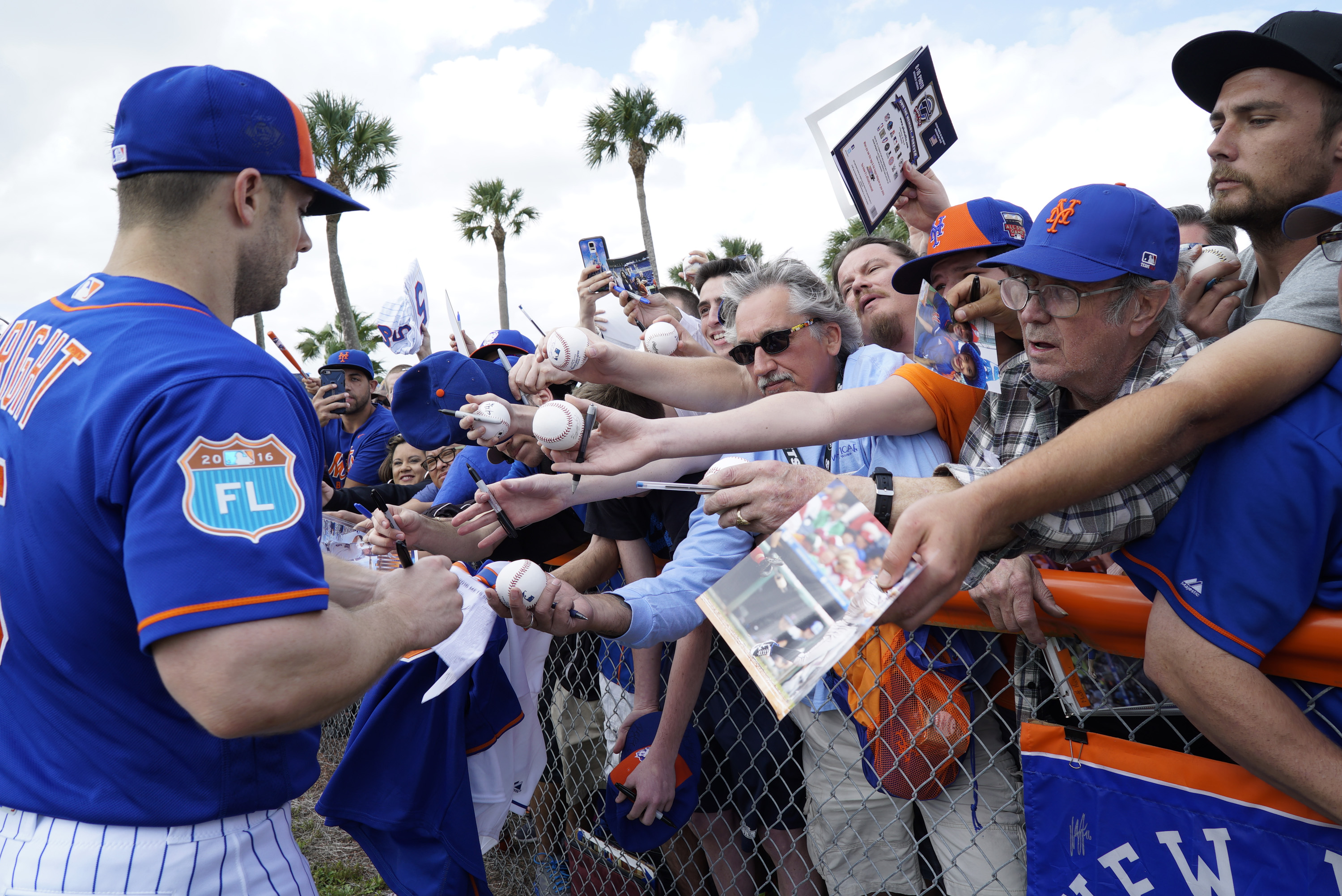 Mets' David Wright Exercising Caution About Returning to Throwing - The New  York Times