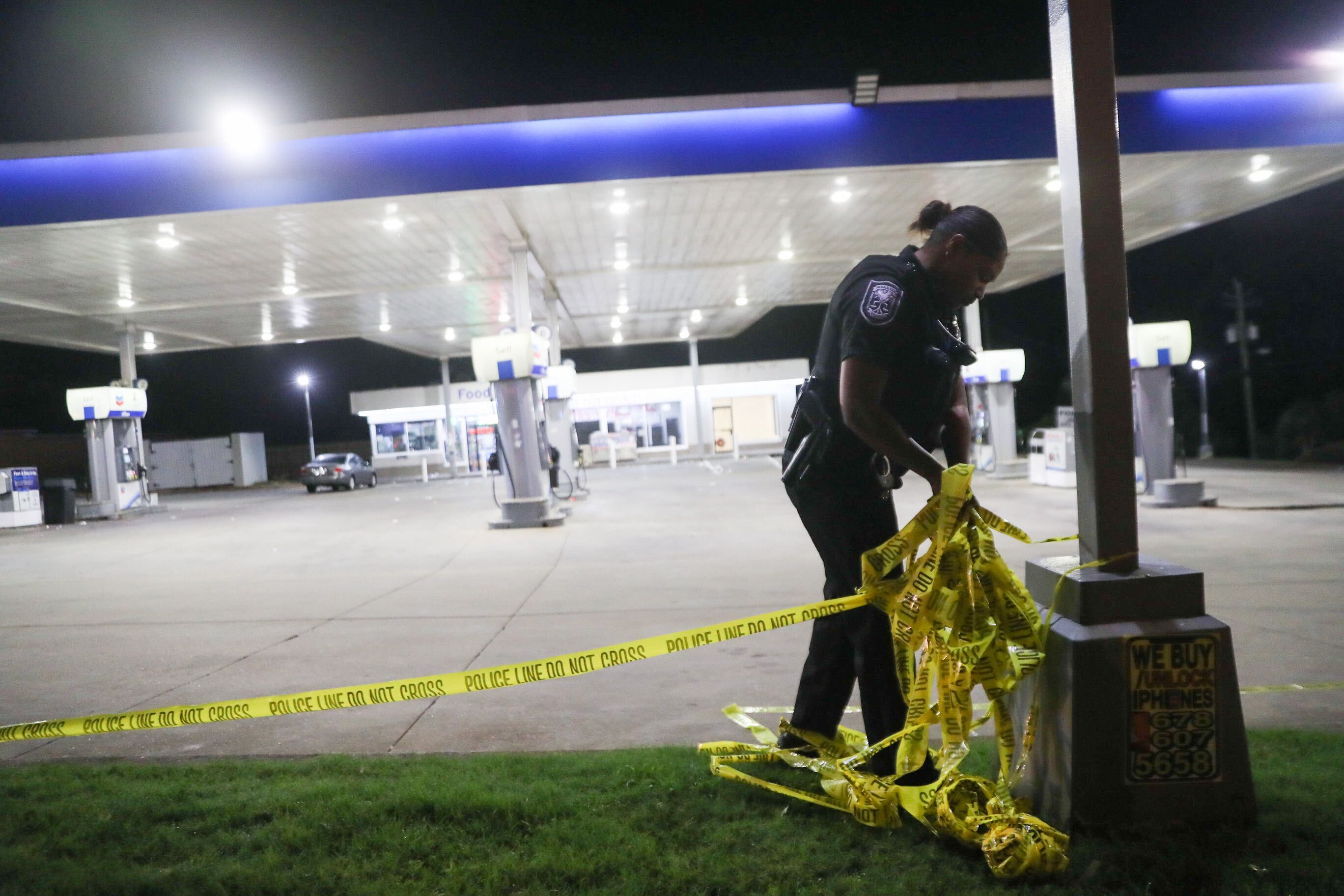 Man killed after trying to break up fight at DeKalb gas station