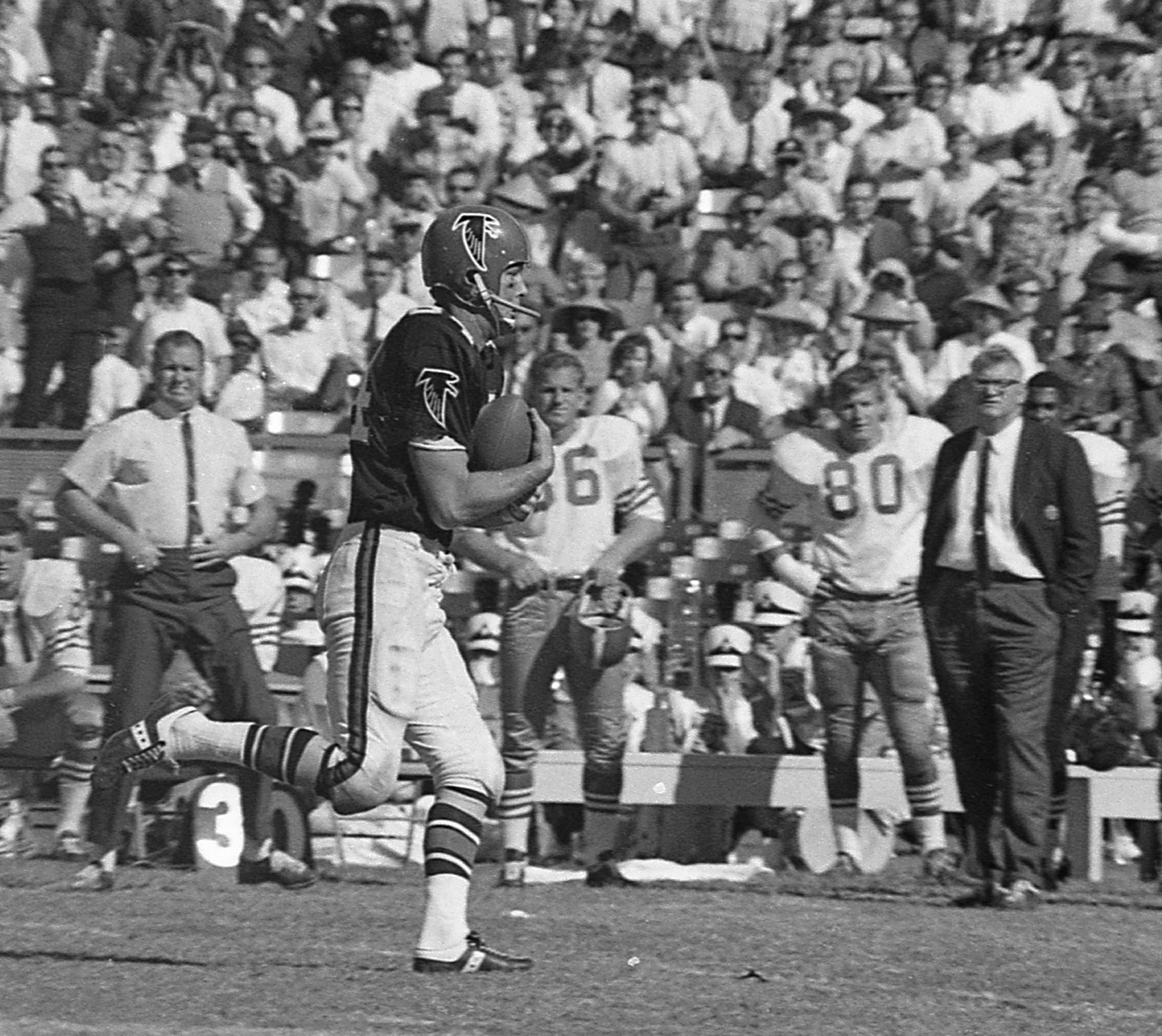 Today In GA History on X: #ThisDayInGAHistory in 1966 the @AtlantaFalcons  played their first regular season game at home.  / X