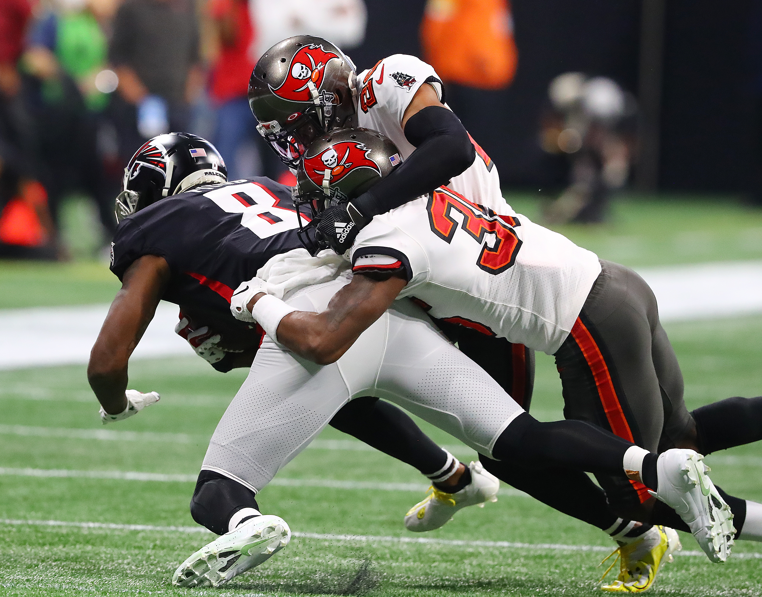 Bucs pack it in, settle for losing record after 30-17 loss to Falcons