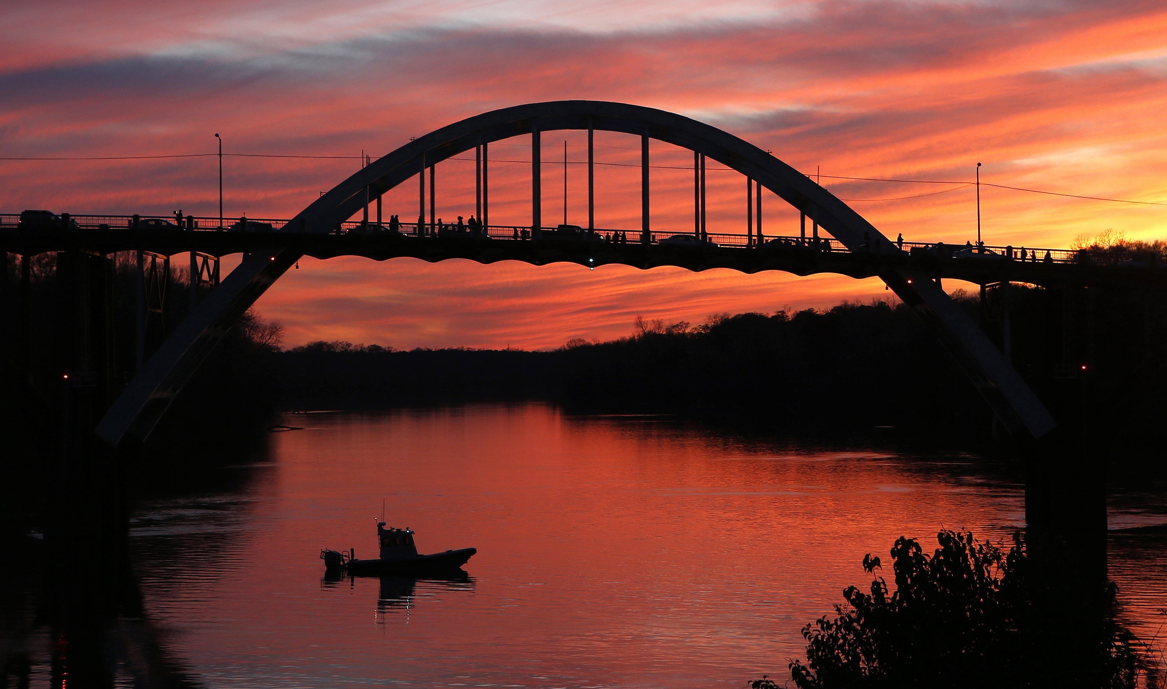 Some residents in the landmark civil rights city of Selma, Alabama, are among the critics of a bid to rename the historic bridge where voting rights marchers were beaten in 1965.