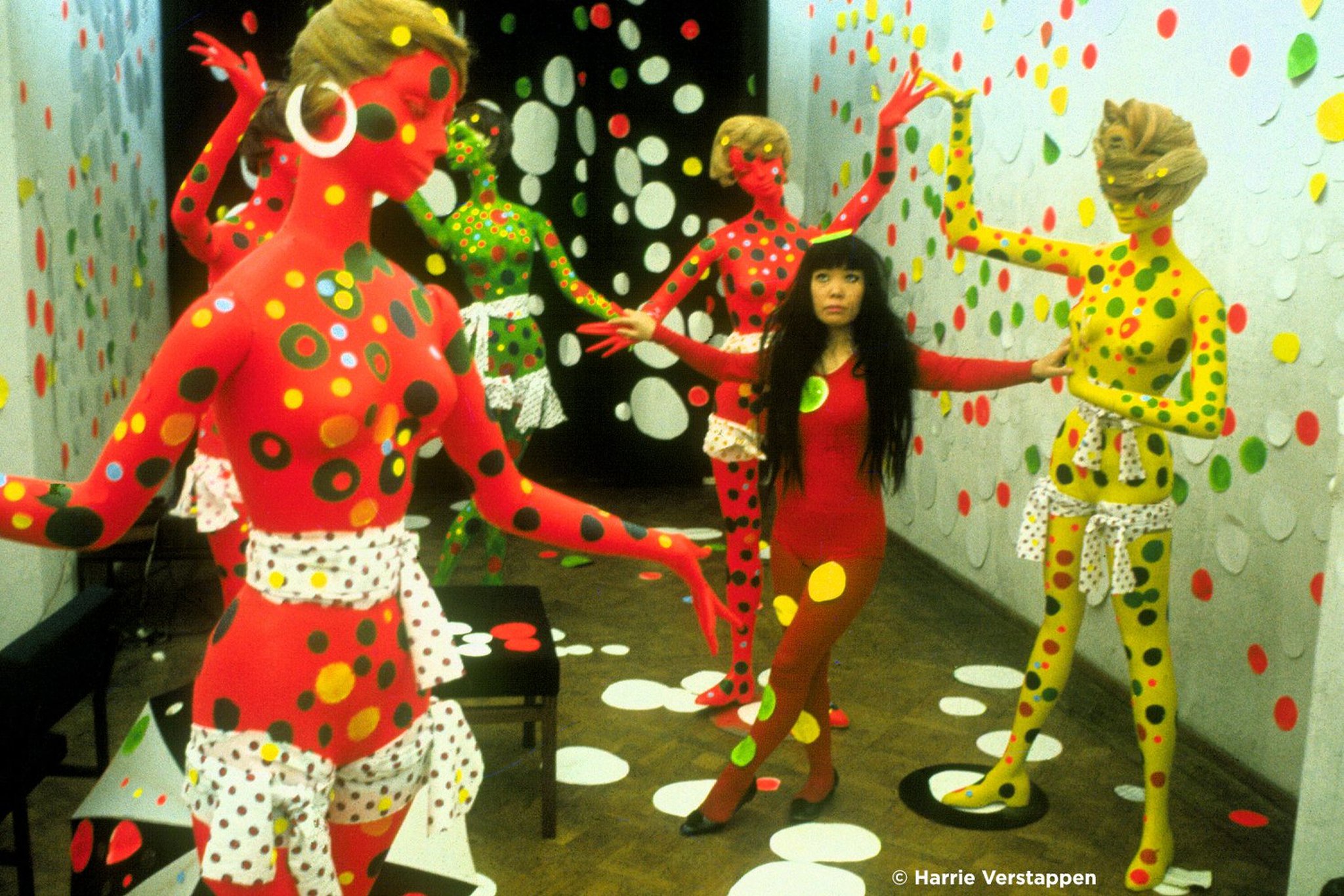 Kusama Retrospective Is New Exhibit for an Old Idea - The New York