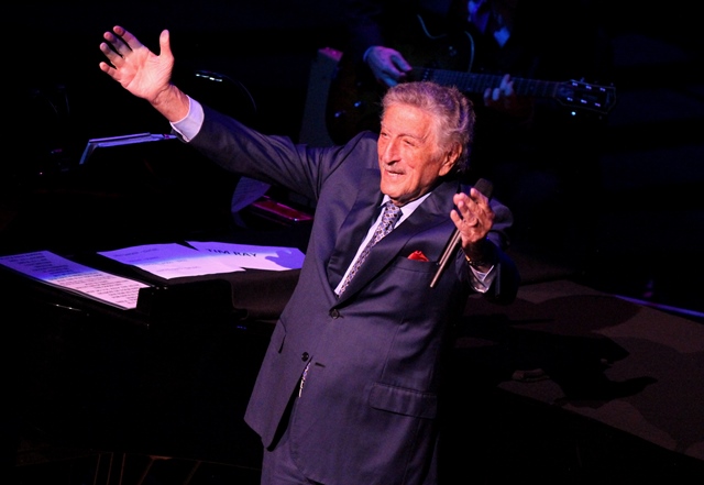 Concert review and photos: Tony Bennett still a marvel at 93