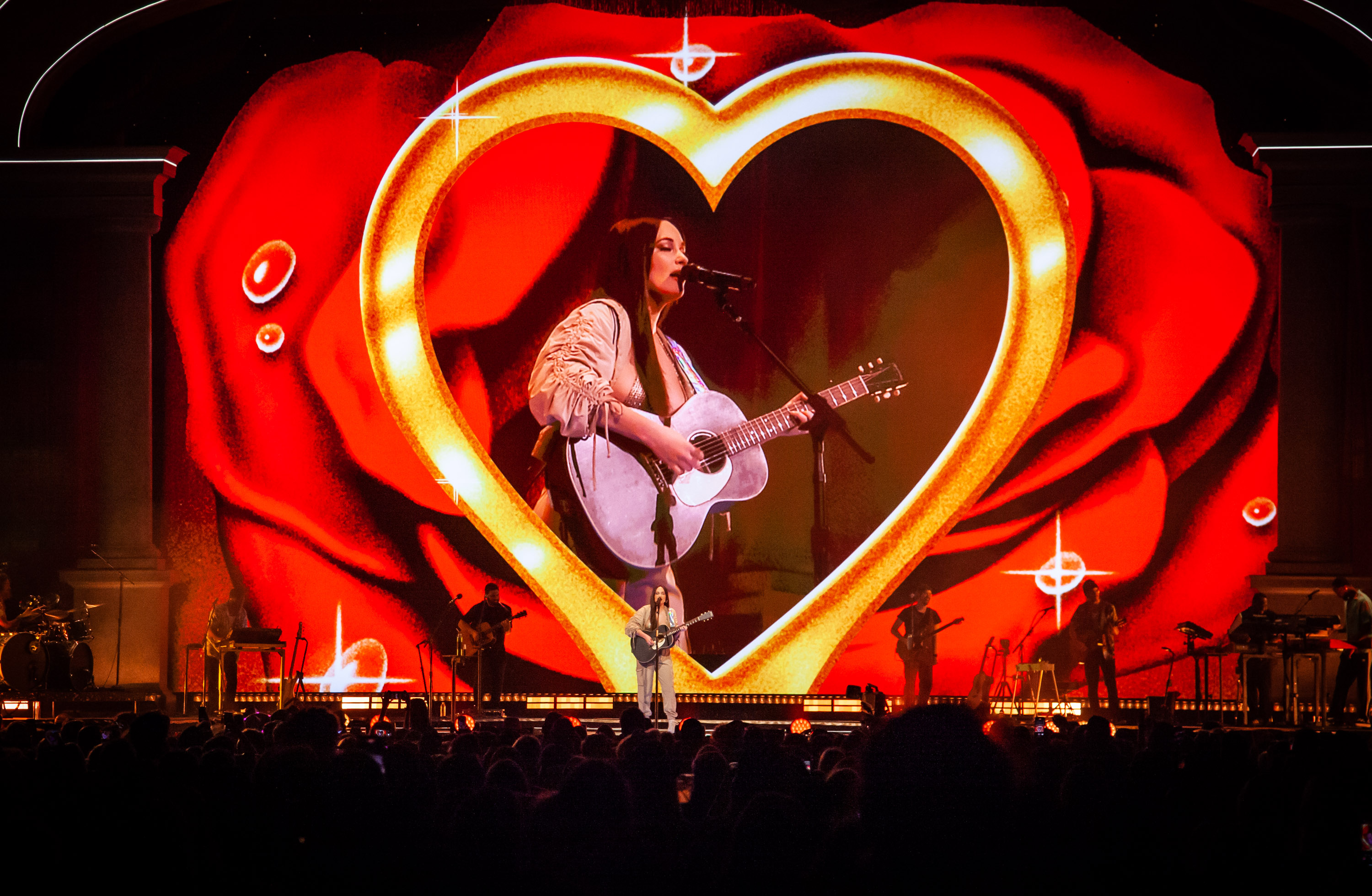 CONCERT REVIEW: Kacey Musgraves Finds Hope In Heartbreak On Her First ...