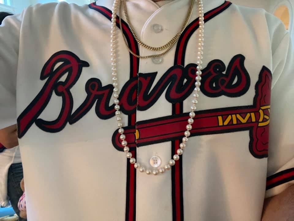 Joc Pederson pearls: Braves outfielder's necklace origin story