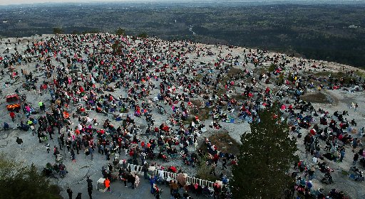 Photos: 74th annual Easter sunrise service at Stone Mountain