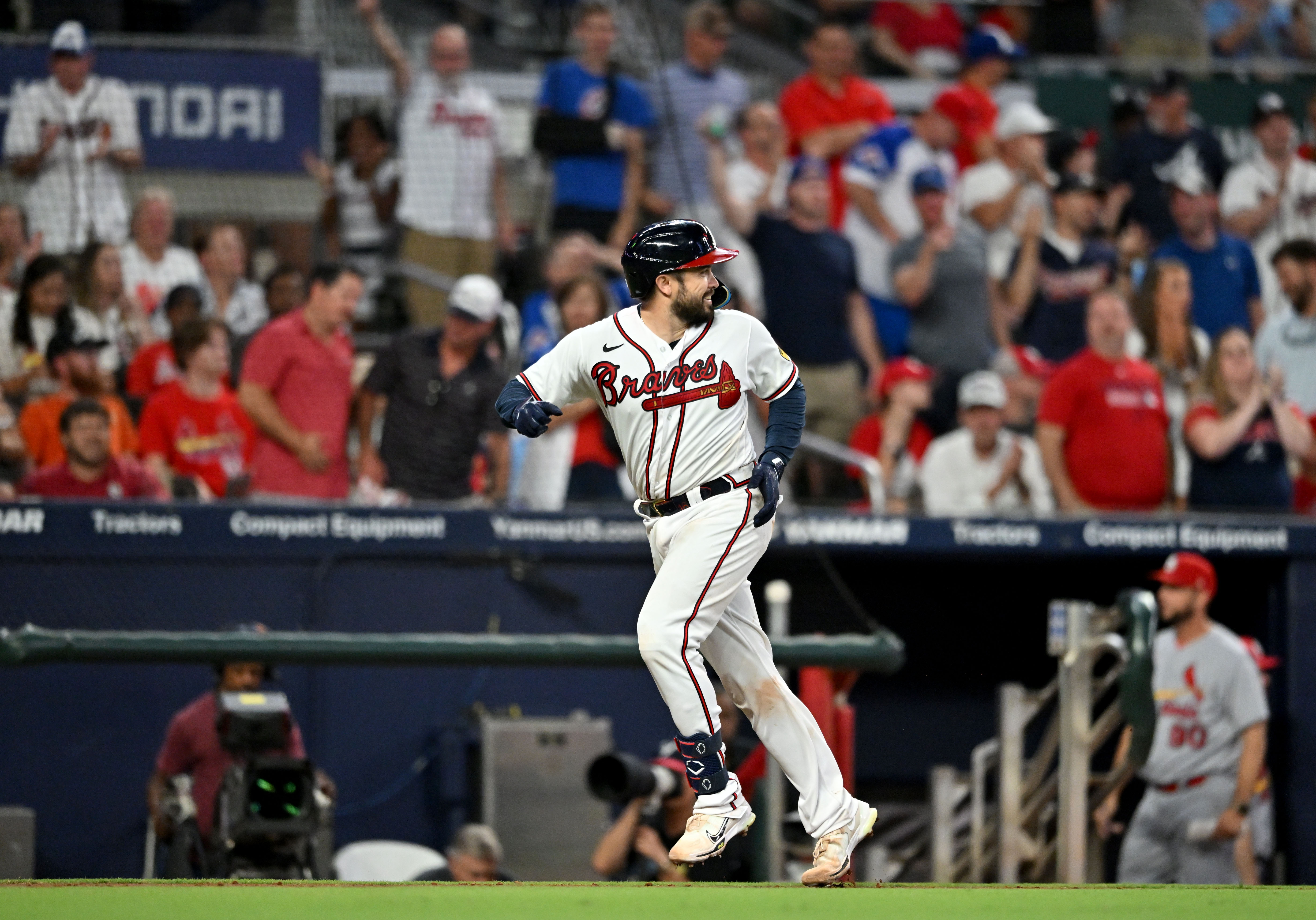 Acuna, Albies homer as Braves win 7-4, drop Reds to 5-20