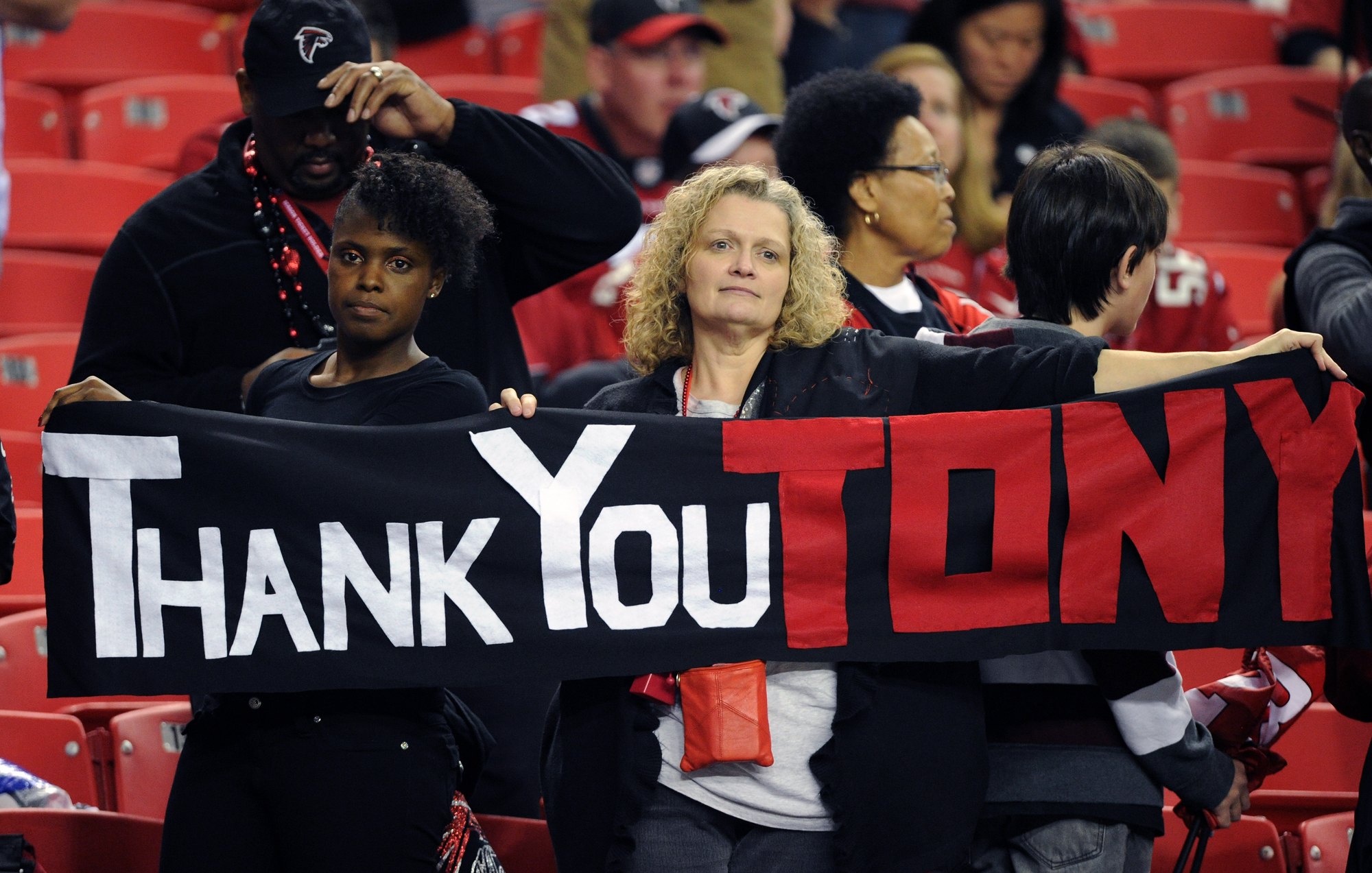 Falcons fans fume after team blows big lead in loss for second straight game