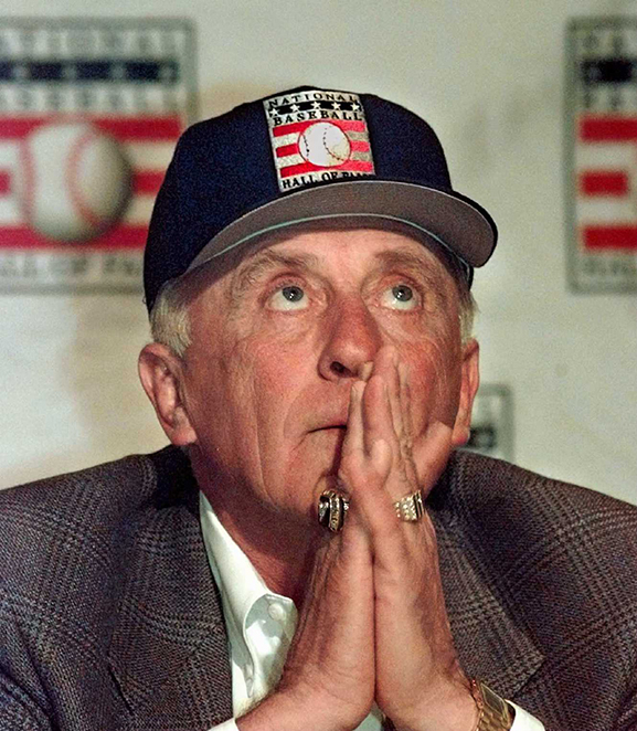 Phil Niekro, Hall of Fame knuckleballer who starred with Braves, dies aged  81, MLB
