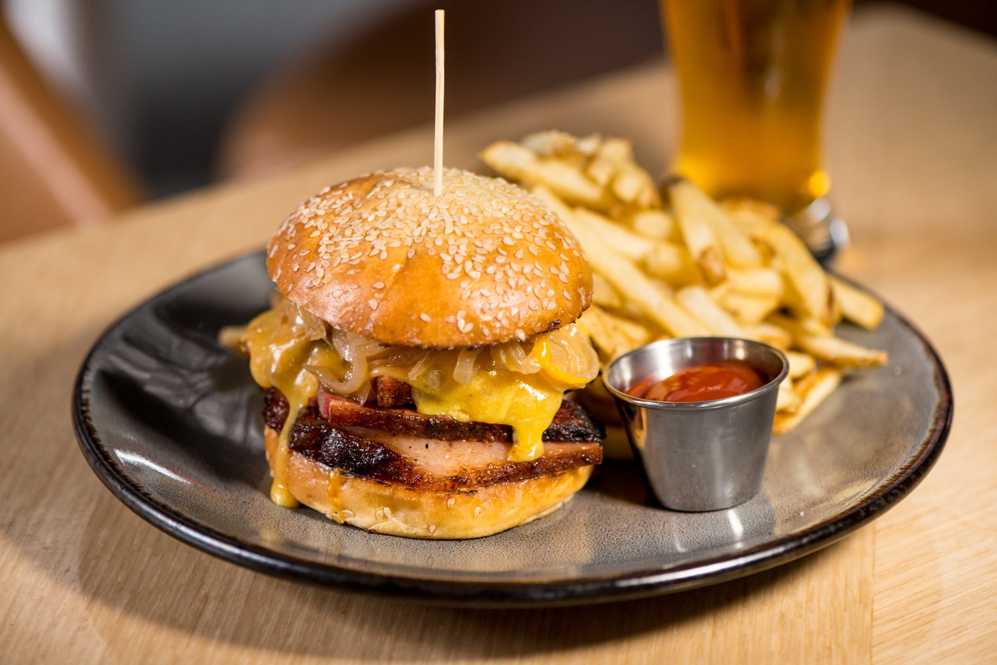 Mercedes Benz Stadium What Food Drink You Ll Find At Molly B S