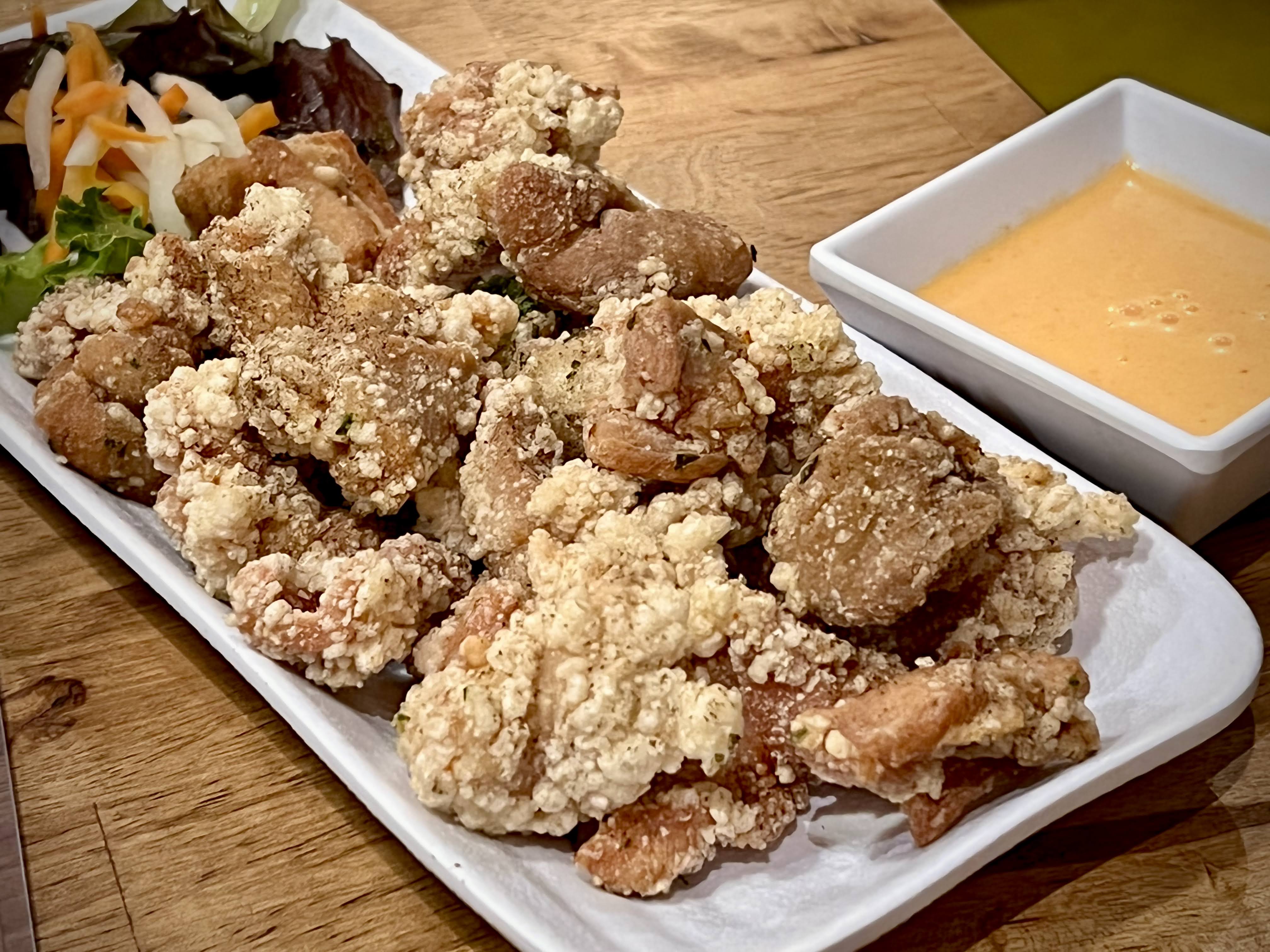The scent of Lady Ha's chicken nuggets brings to mind cinnamon doughnuts. Henri Hollis/henri.hollis@ajc.com