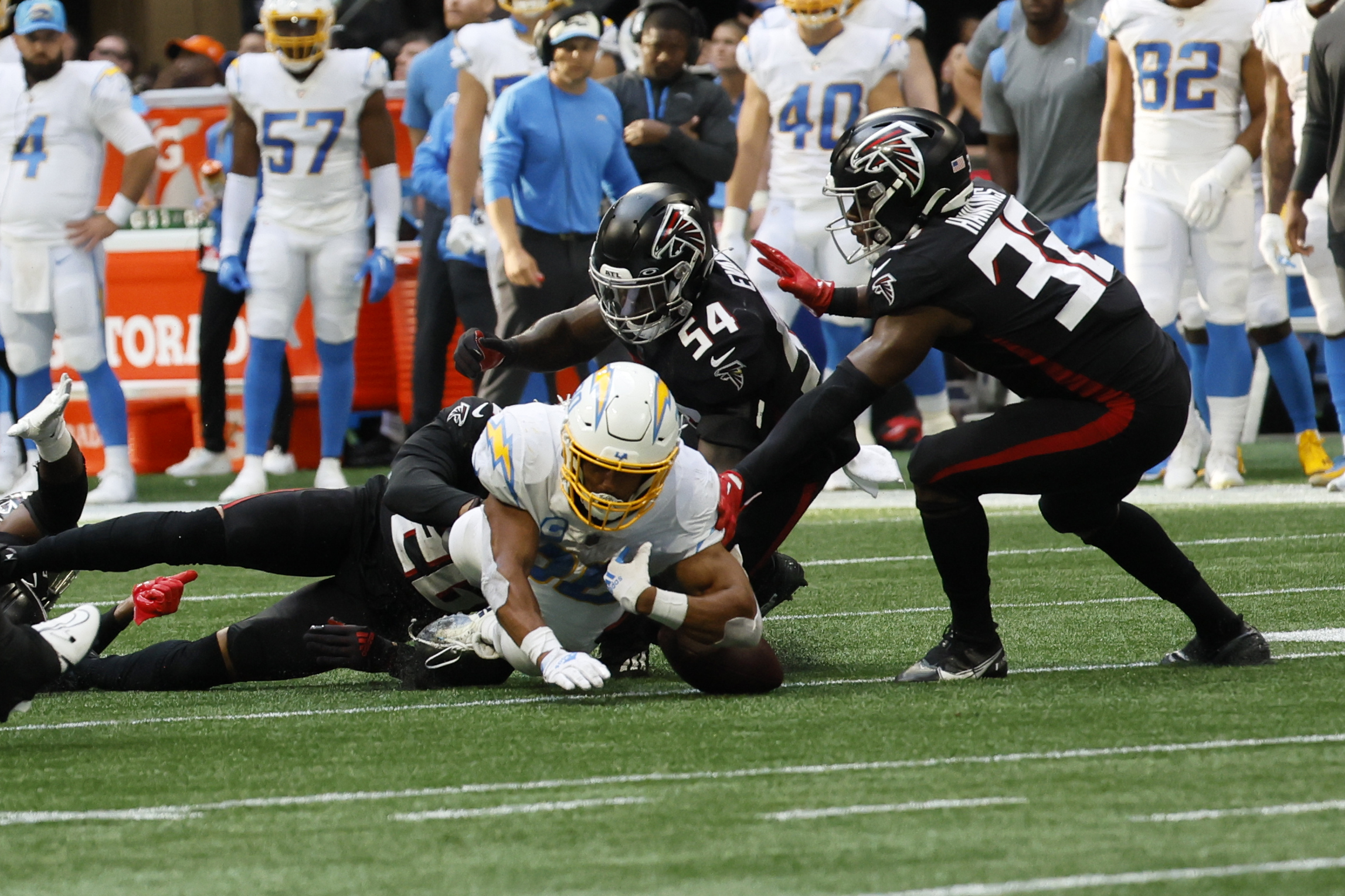 Falcons fizzle with Patterson on sideline late in game