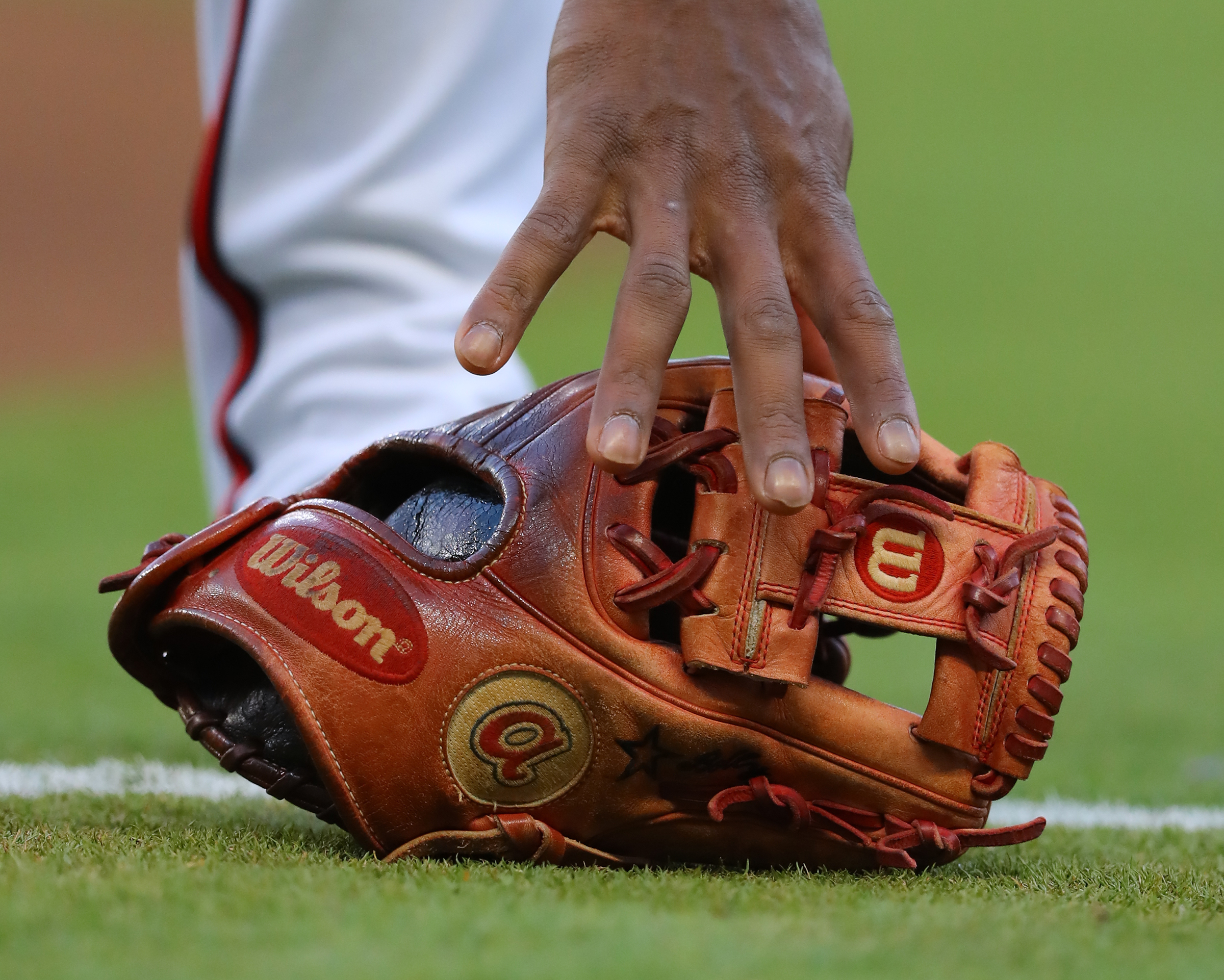 Alzheimer's Association, Atlanta Braves help folks with dementia