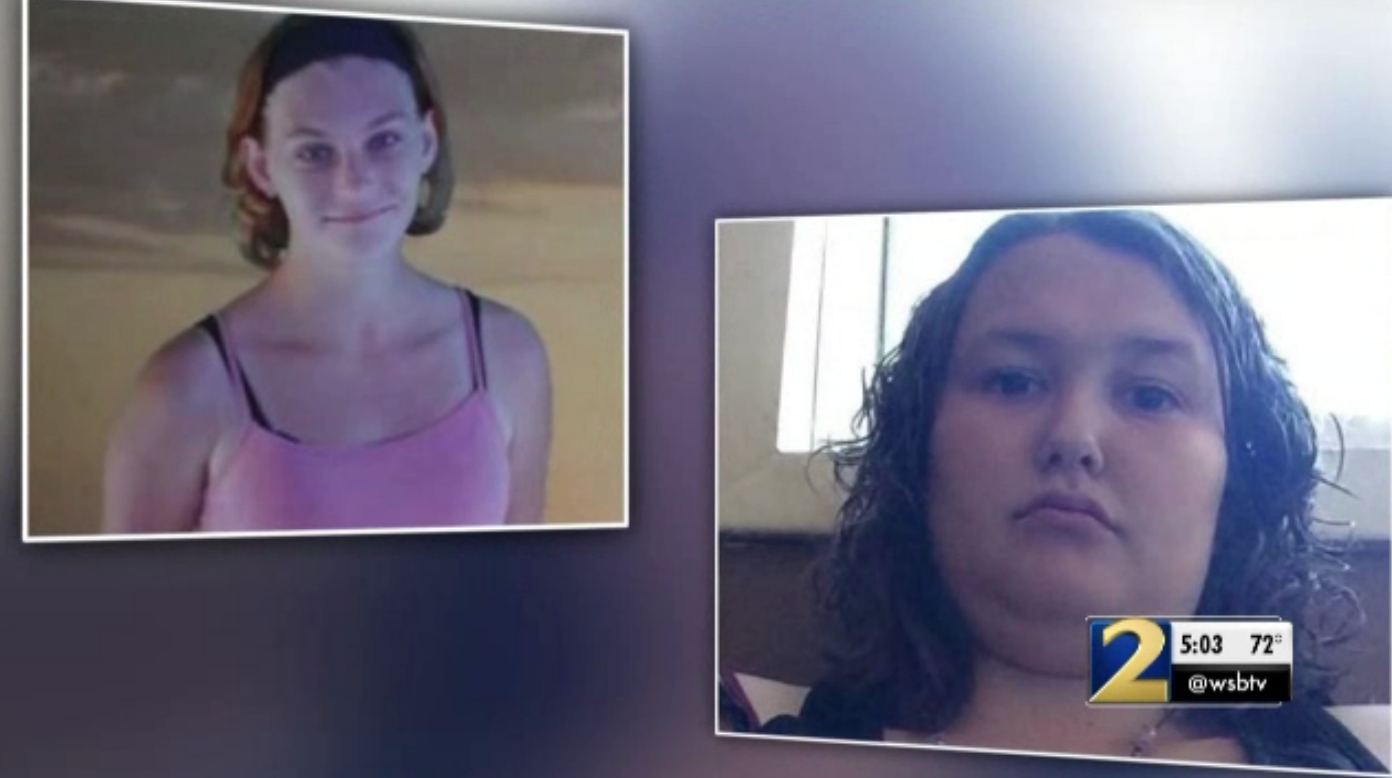 Athena Hopson (left), Elizabeth Vanmeter