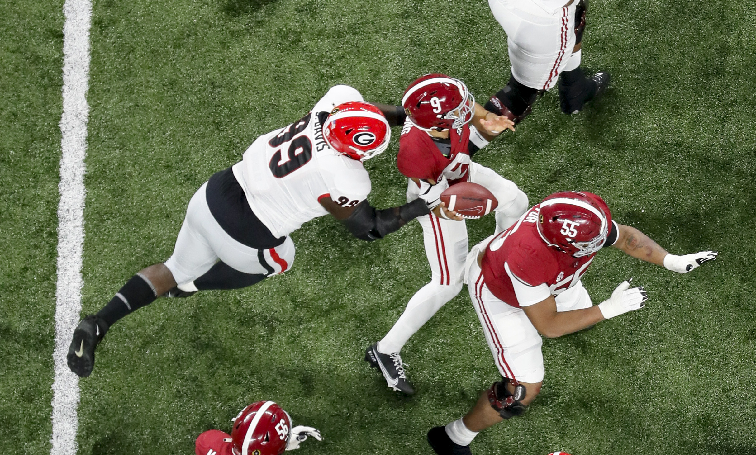 OMG: Is UGA DL Jordan Davis the biggest FREAKAZOID EVER?!