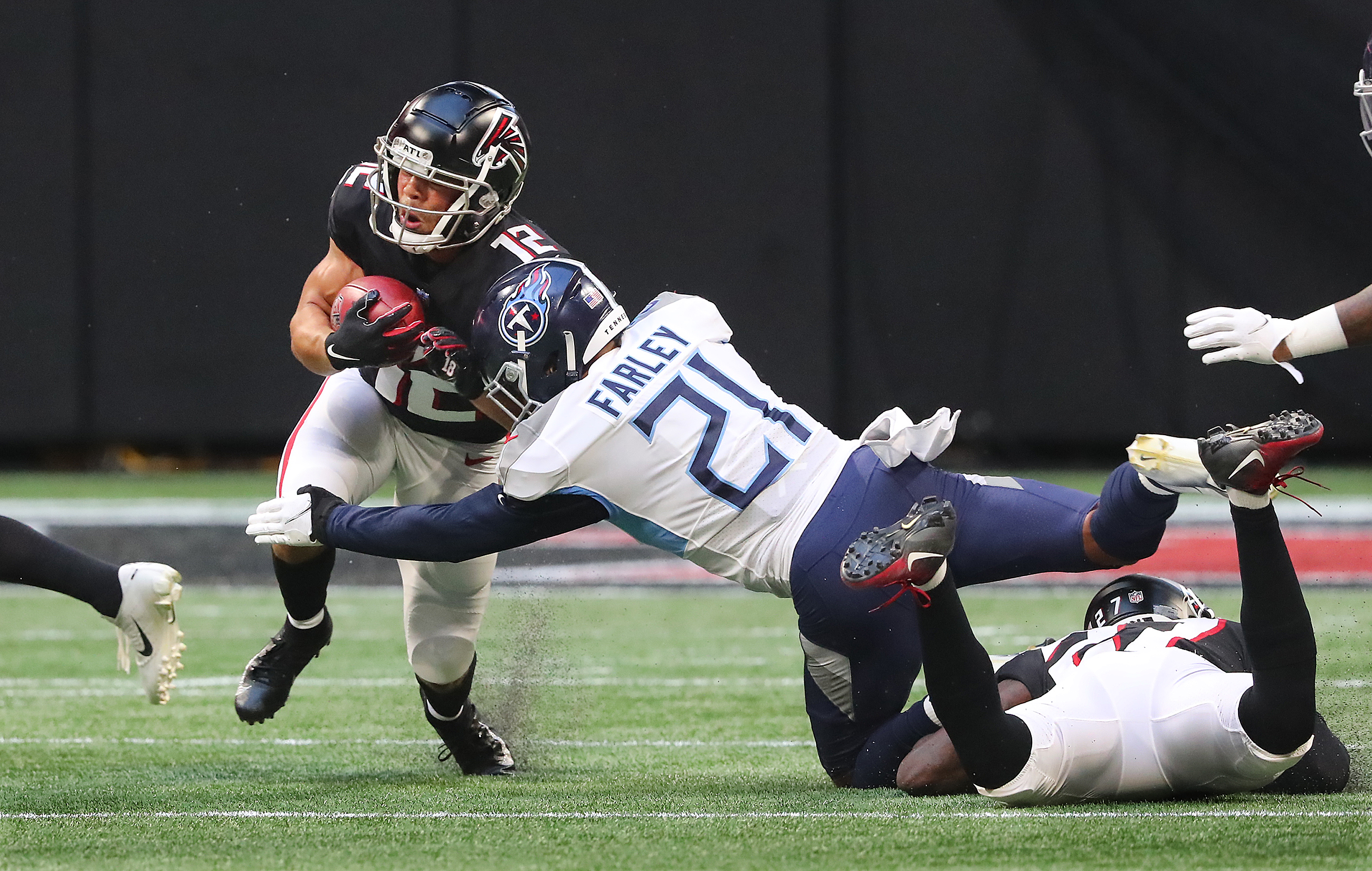 Watch: Falcons safety Jaylinn Hawkins blitzes, sacks Titans QB