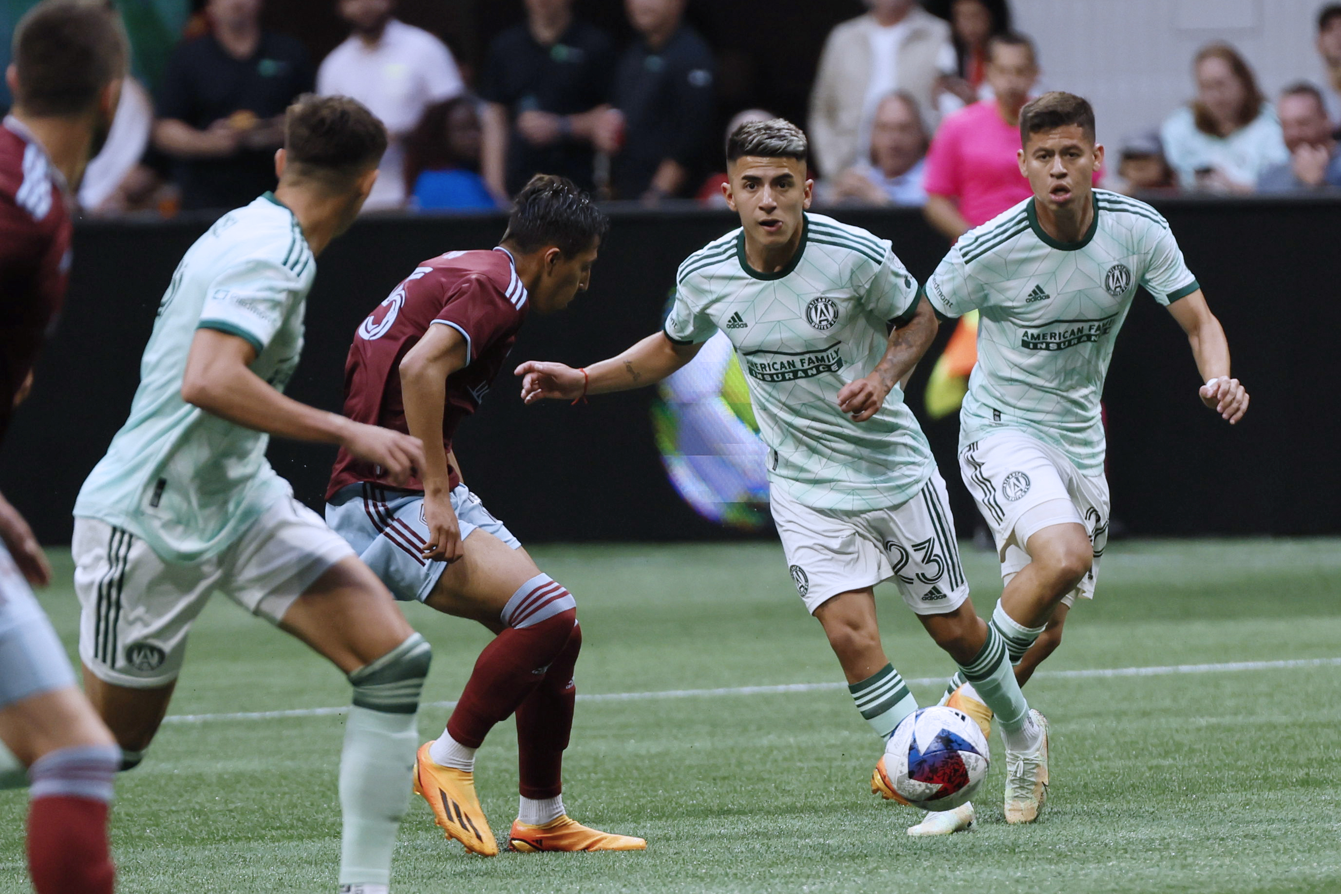 Atlanta United signs free-agent midfielder Derrick Etienne