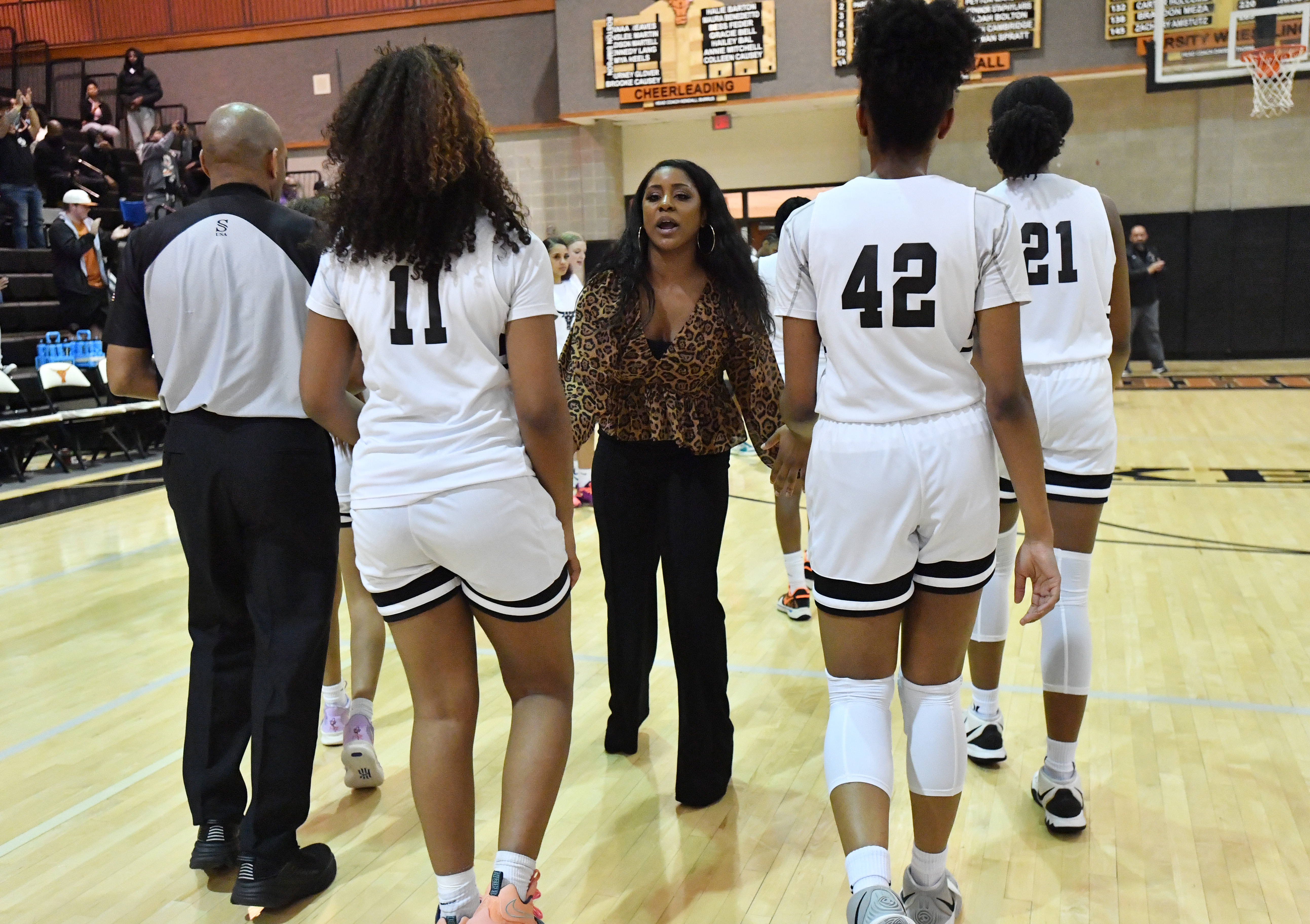 No. 7 Cherokee dunks Alexander in season opener