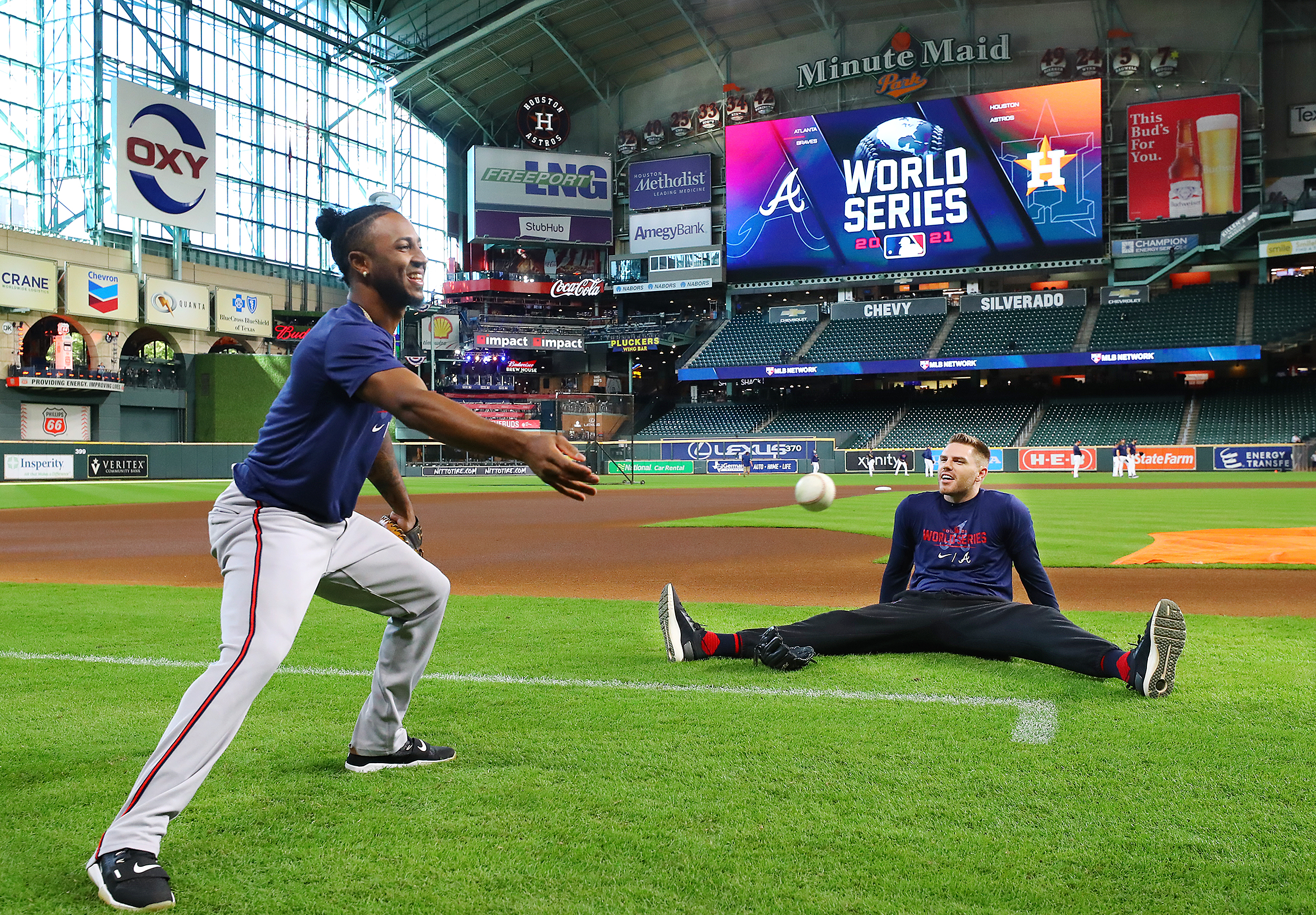 Houston, USA. 27th Oct, 2021. Houston Astros relief pitcher Ryan Pressly  throws in the 8th inning in game two against the Atlanta Braves in the MLB World  Series at Minute Maid Park