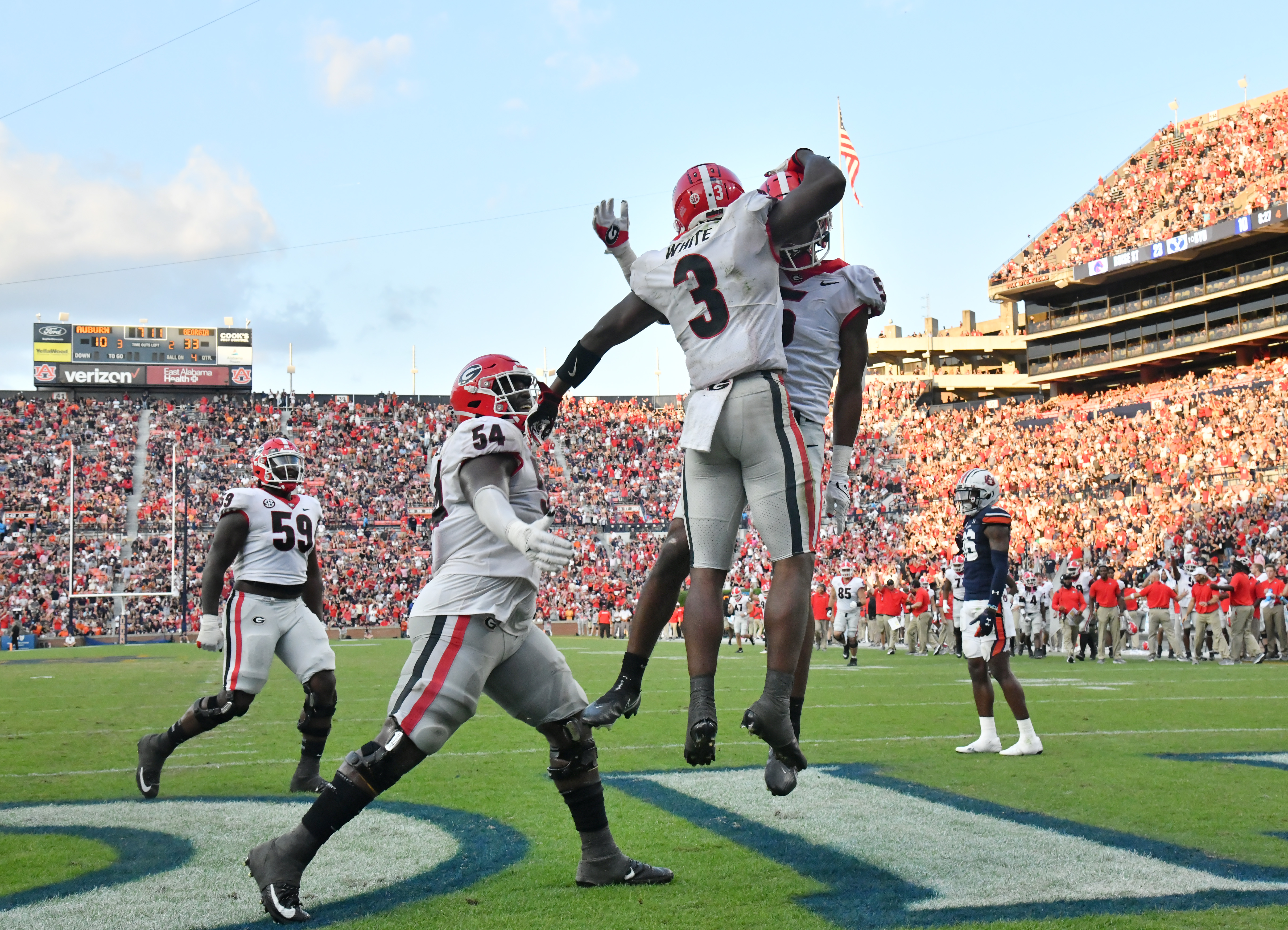 Georgia Bulldogs, Atlanta Braves' big wins make for epic day for