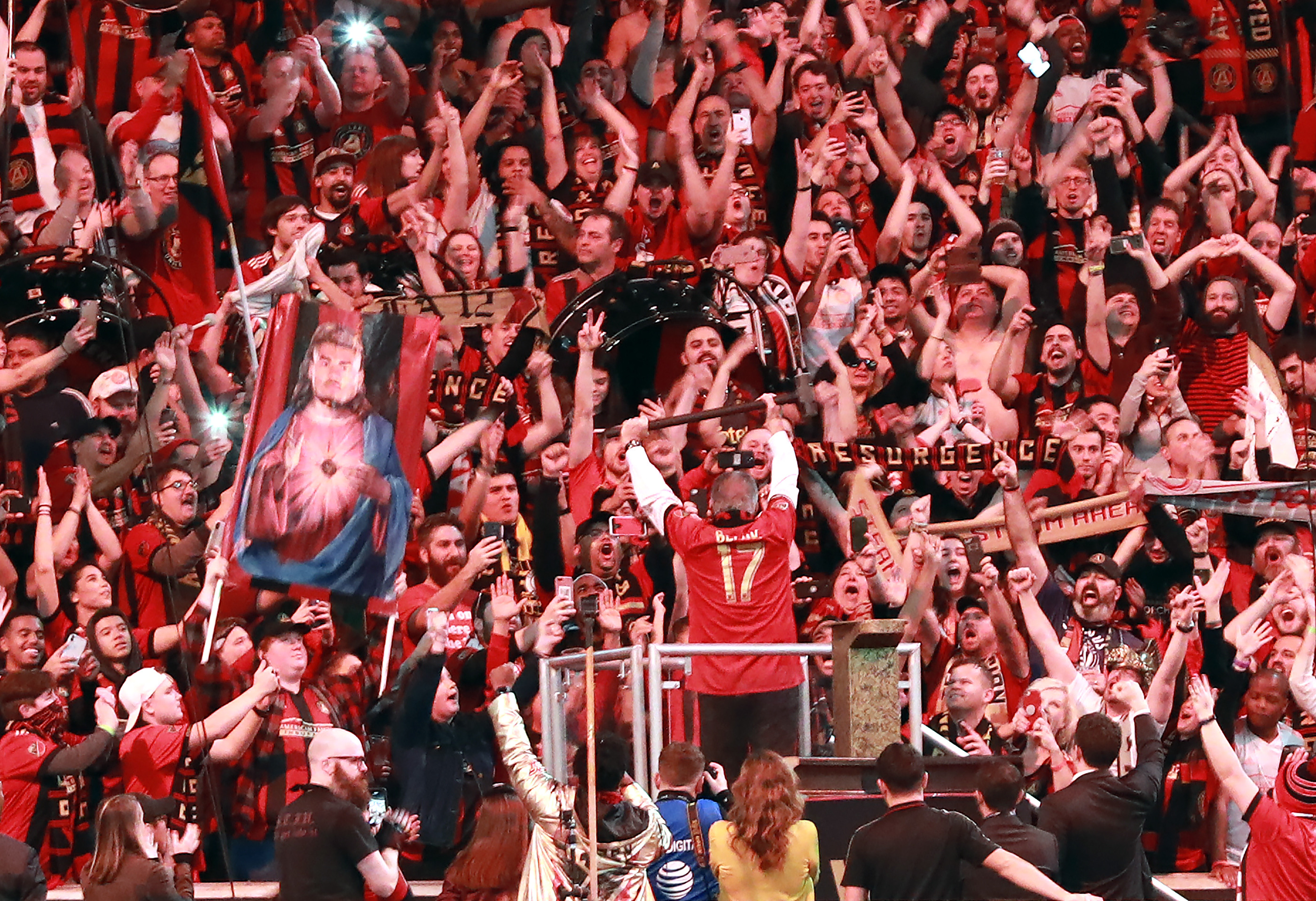 Atlanta home opener draws 72,035, largest single-game crowd in MLS history