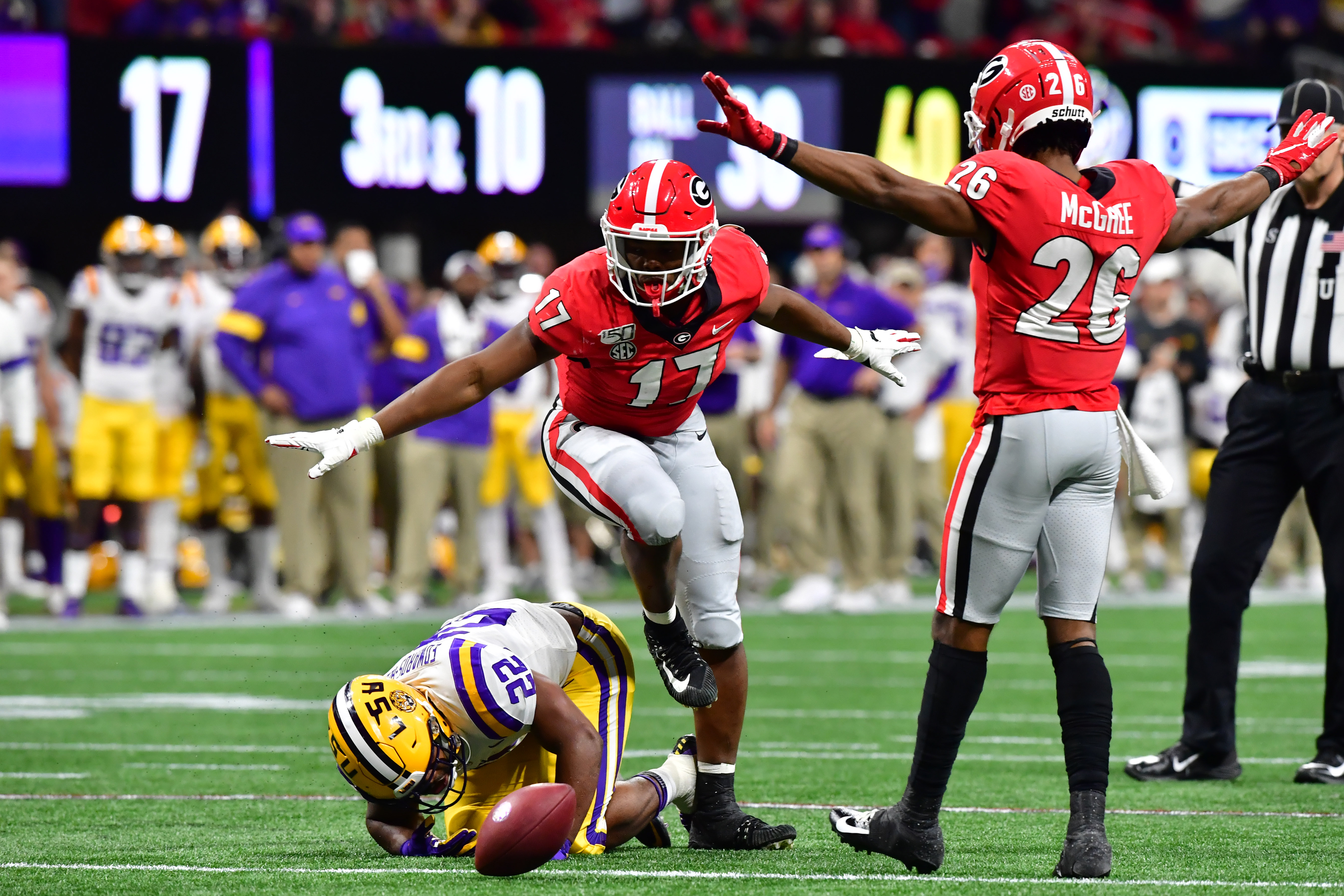 UGA football player card: LB Nakobe Dean