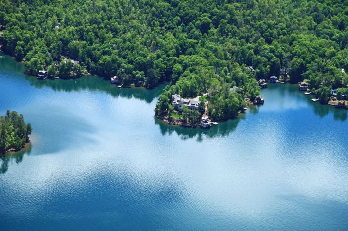 Photos Nick Saban s 11 million Georgia lake house