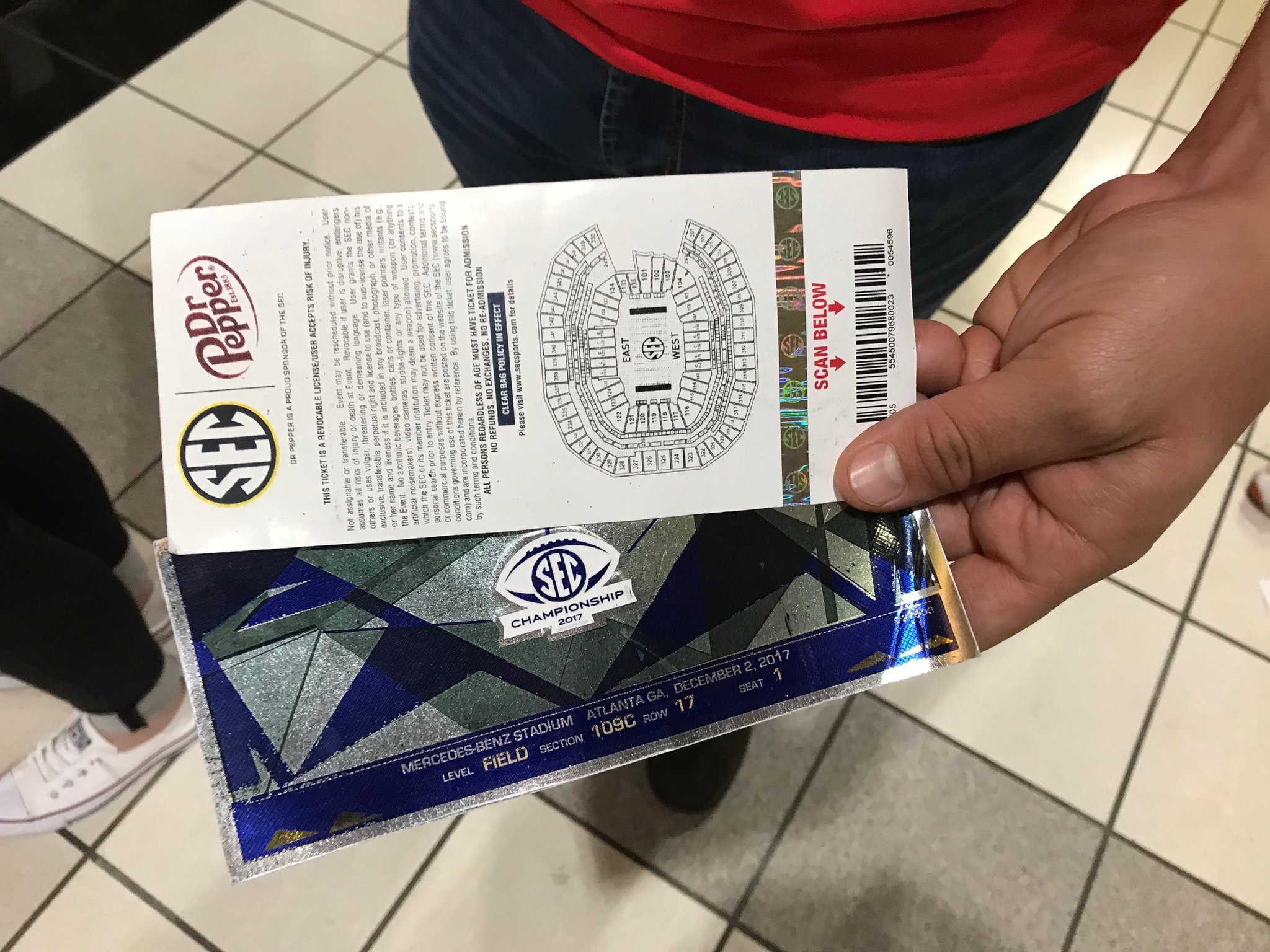 Watch out for counterfeit playoff tickets