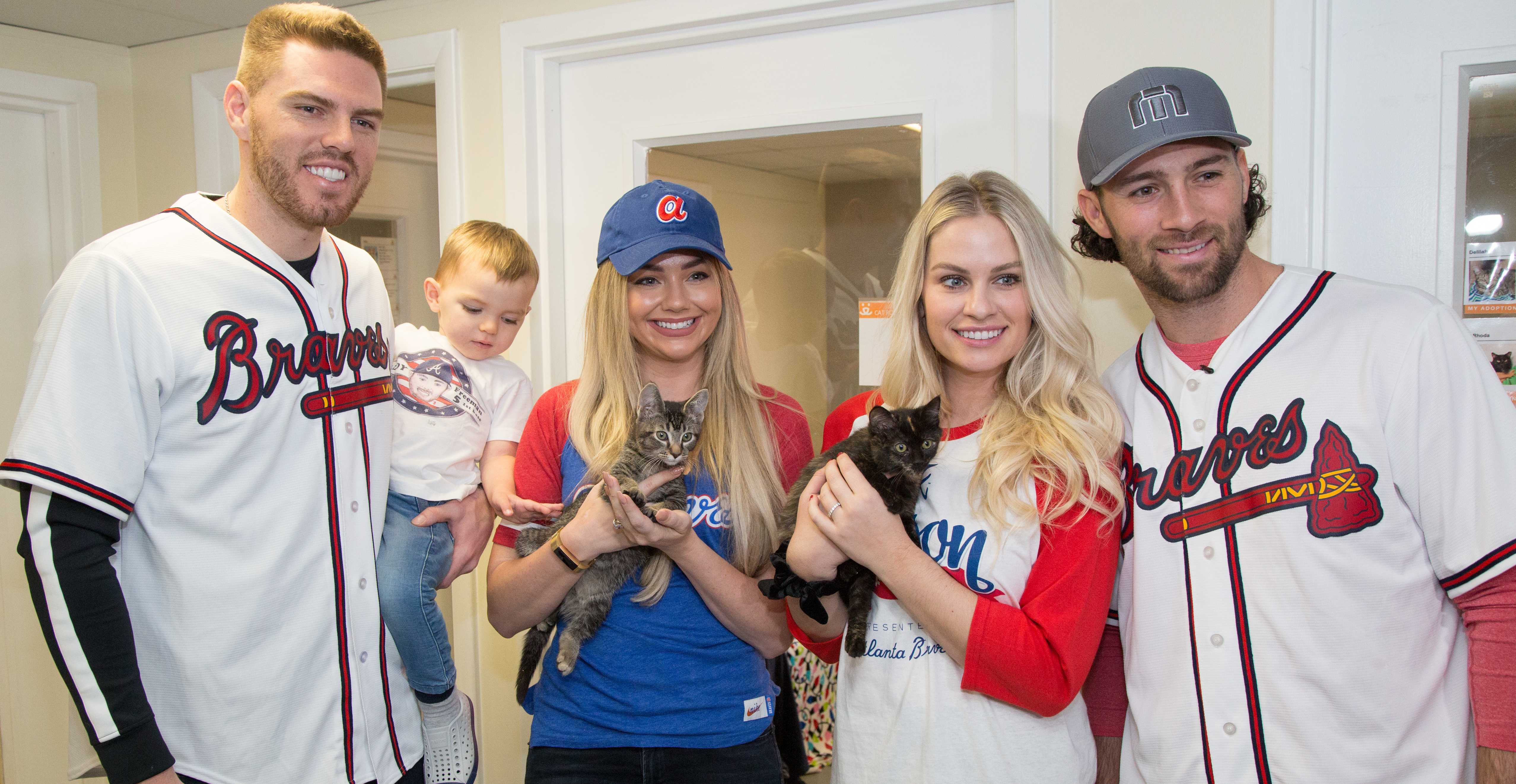 PHOTOS: Braves players Freeman and Culberson visit Cobb pet shelter