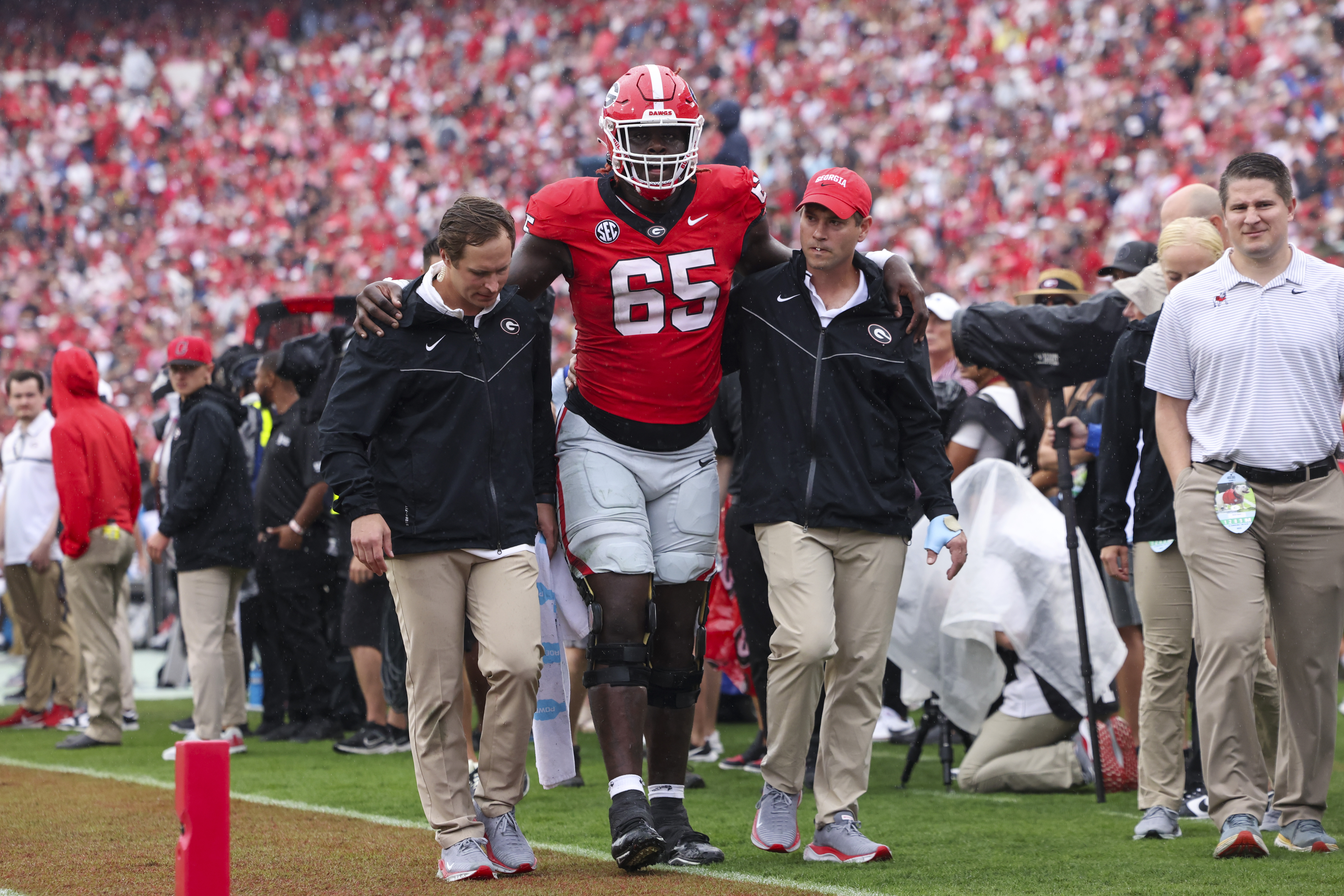 Hassan Hall shines in NFL debut with the Browns in 2023 Hall of Fame Game -  Sports Illustrated Georgia Tech Yellow Jackets News, Analysis and More