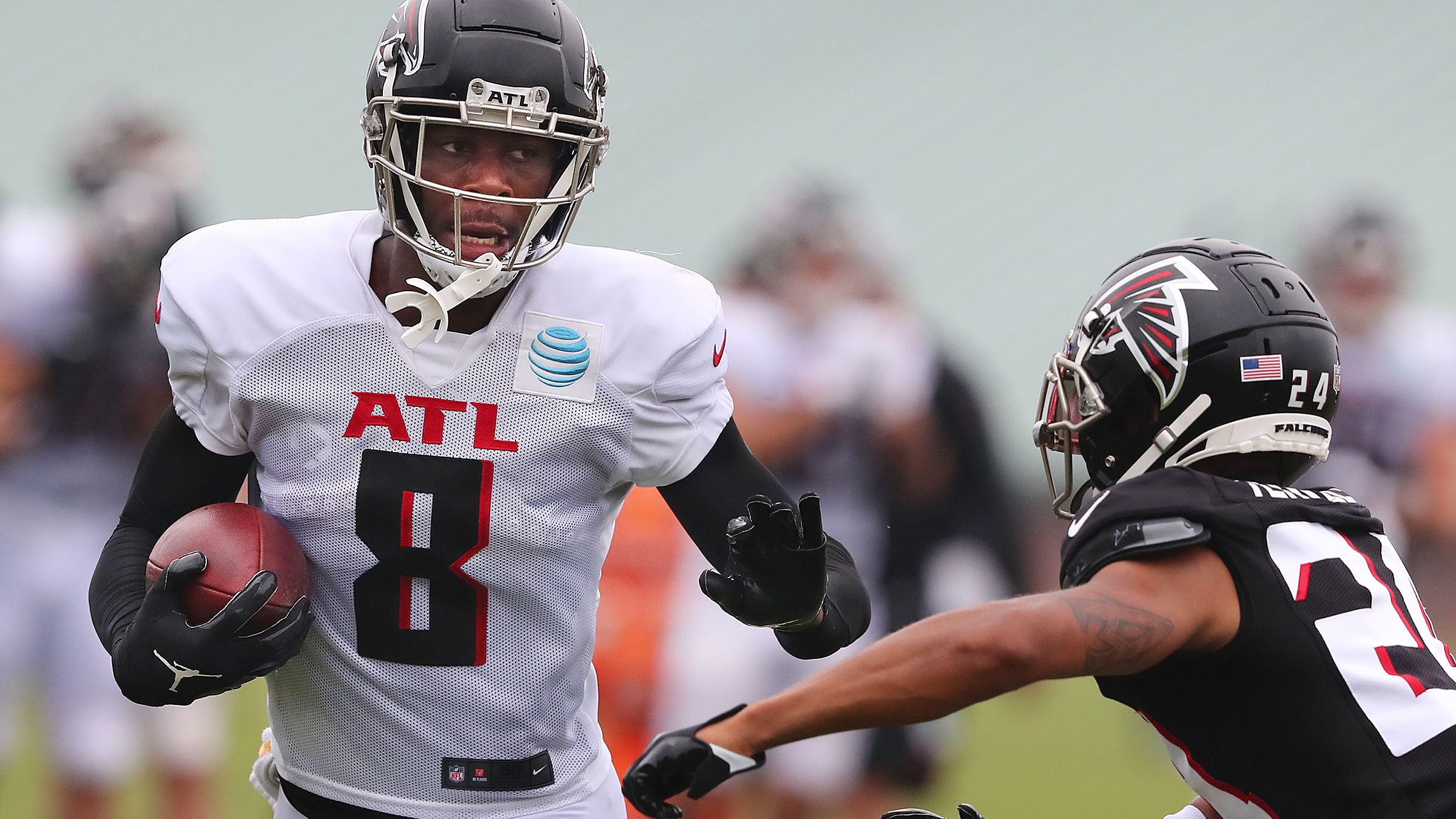 Philadelphia Eagles safety RODNEY McLEOD sacks Atlanta Falcons QB MATT RYAN