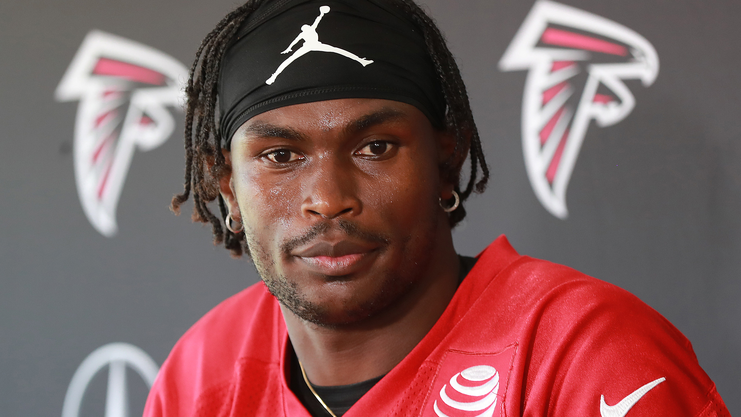 Julio Jones: I'm not going to hold out; Arthur Blank's 'word is gold'