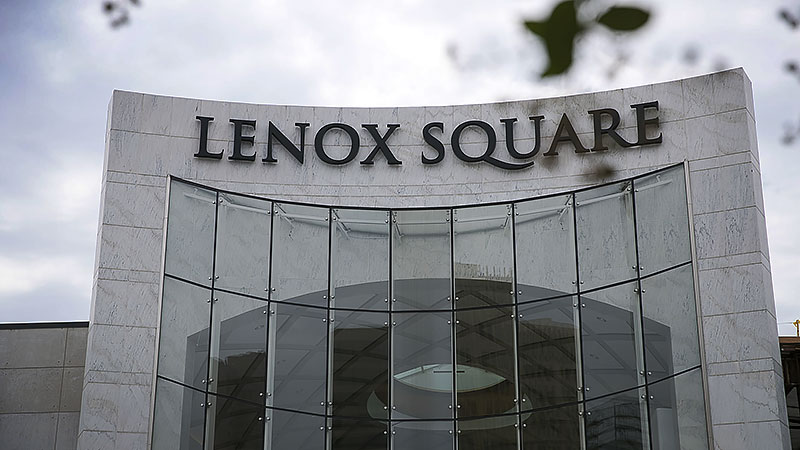 Lenox Square shoppers hear gunshots and run 