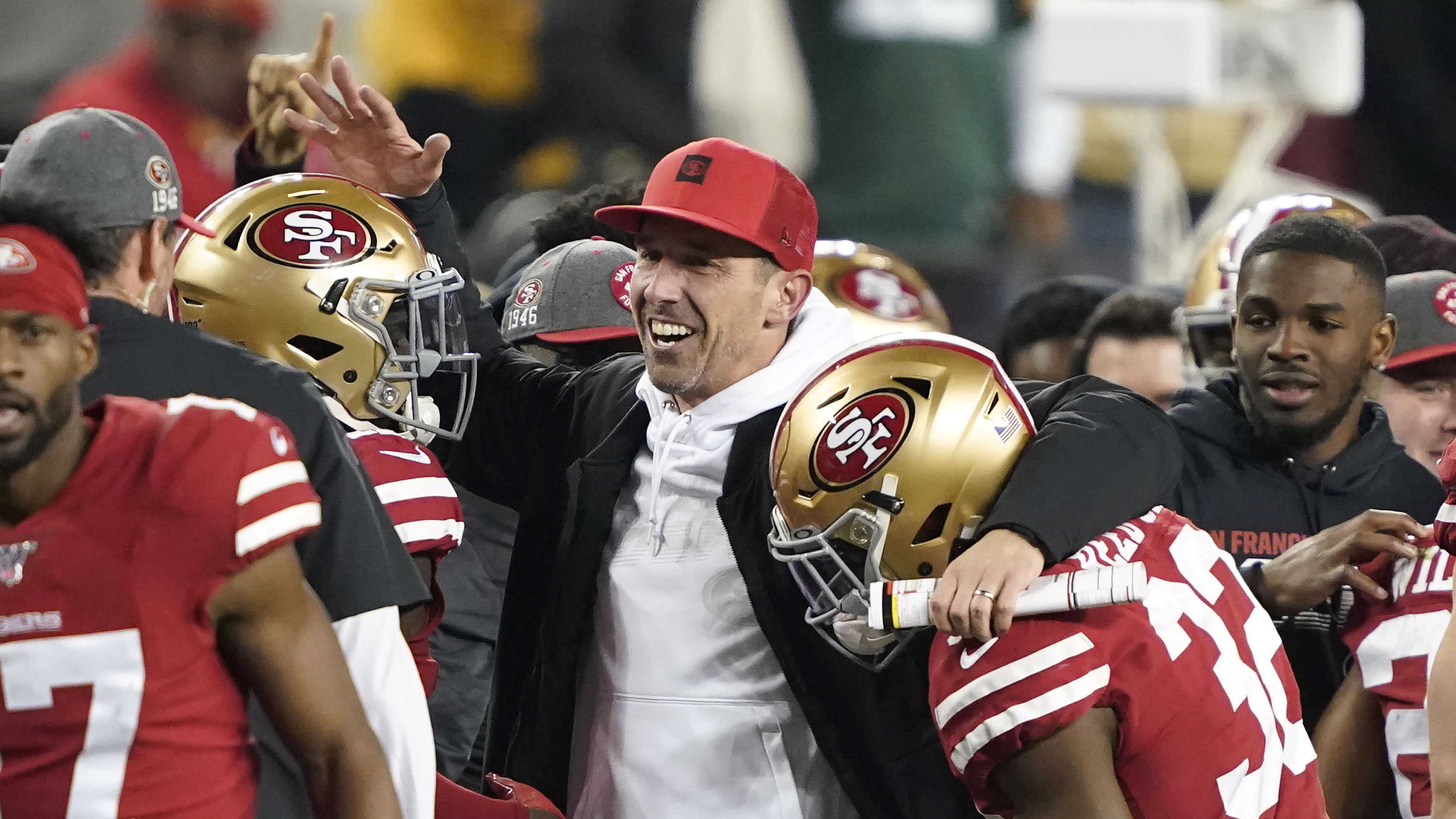 Kyle Shanahan didn't run the ball in the Super Bowl. He is now