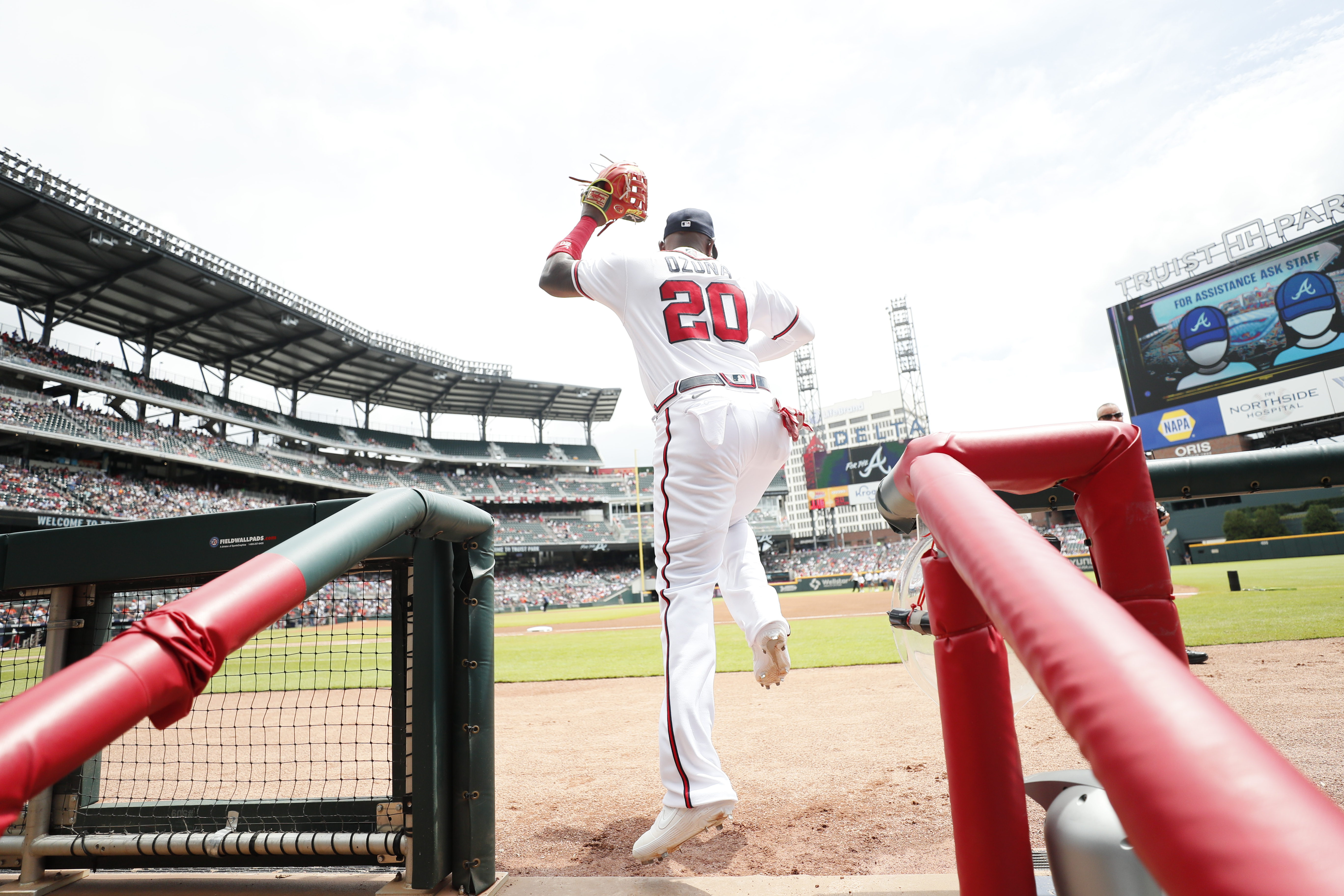 City on edge: Braves squander chance for hometown party in Game 5 loss to  Astros – The Denver Post