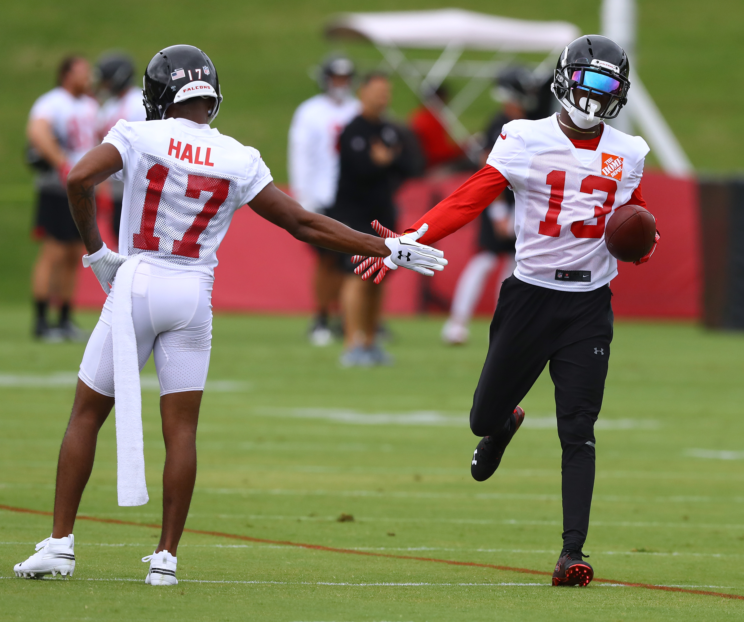 CBS Sports Names Falcons' Top Training Camp Battle - All Falcons